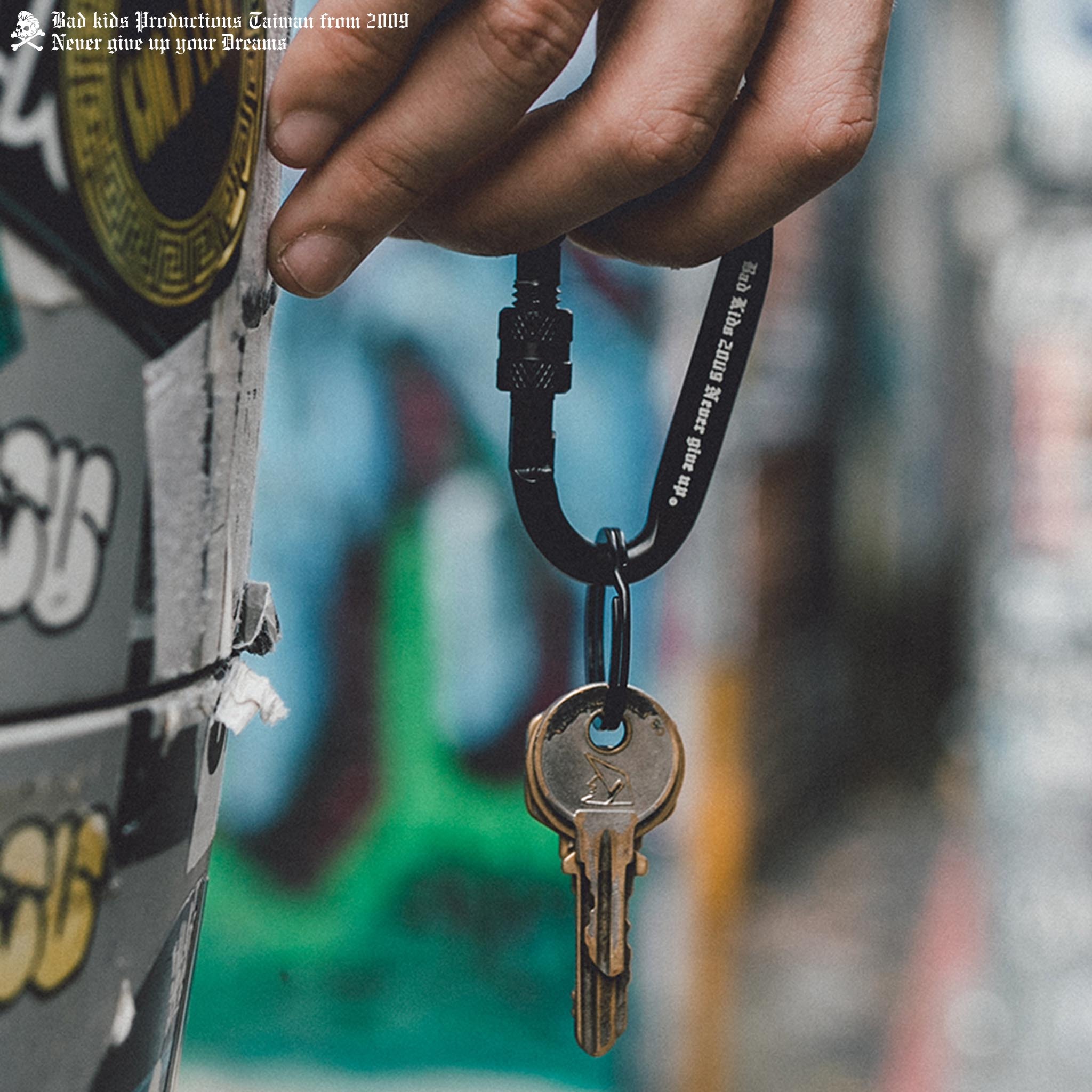 BAD KIDS 惡童 23S/S Carabiner (鋁合金D型環鑰匙圈)