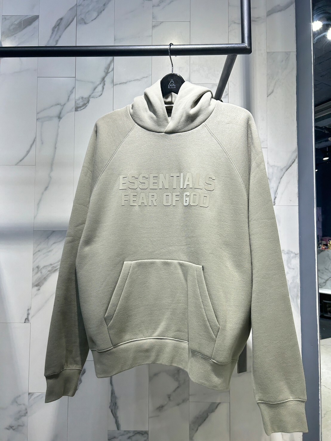 FOG Essentials 膠印logo帽T SEAL 海豹灰