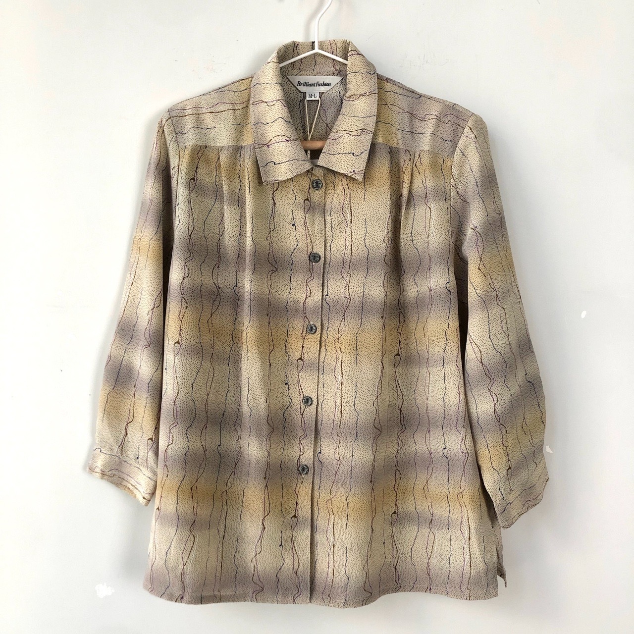 杏色粉刷感線條長袖上衣