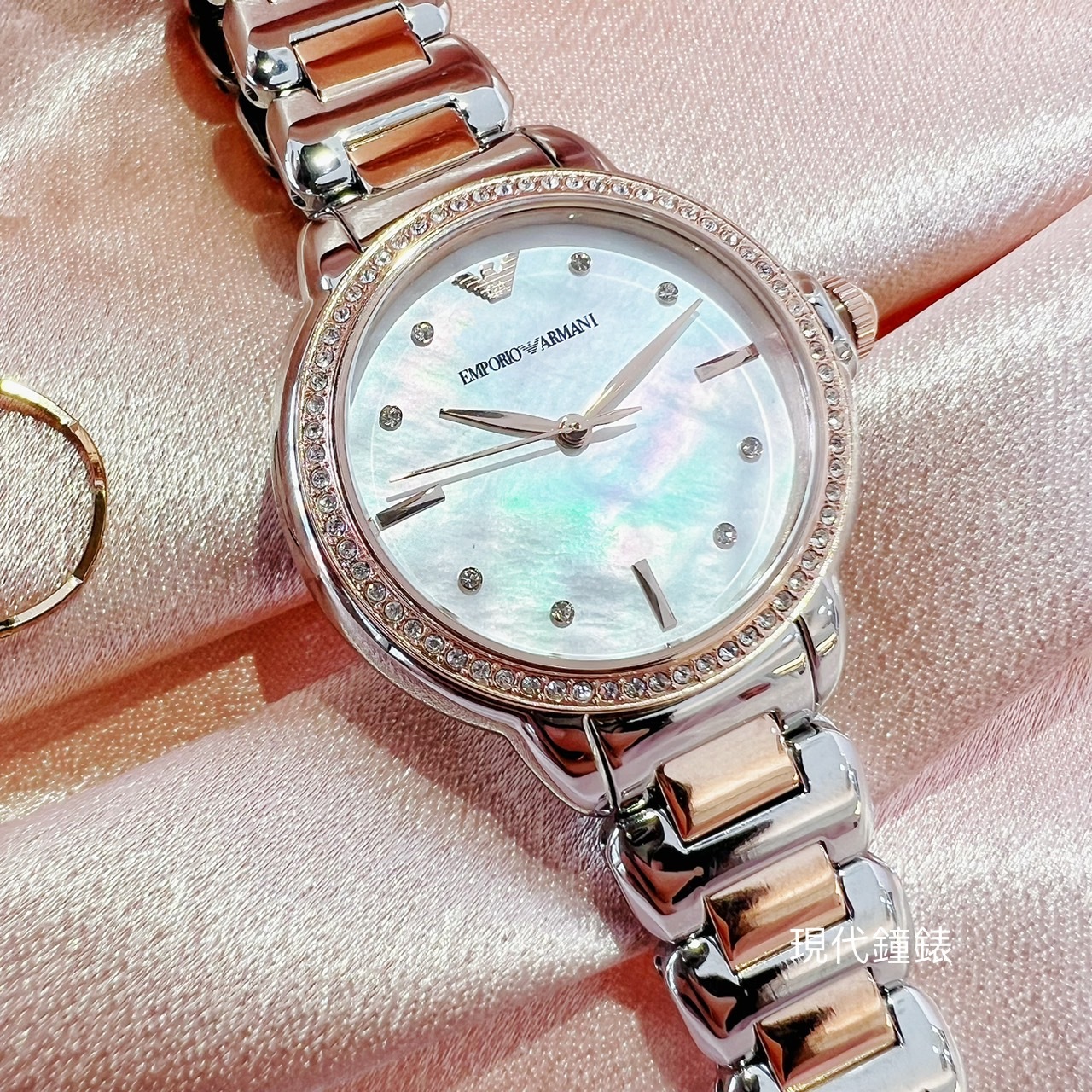 【EMPORIO ARMANI】Mia 摩登經典輕奢仕女錶 AR11569 32mm 現代鐘錶