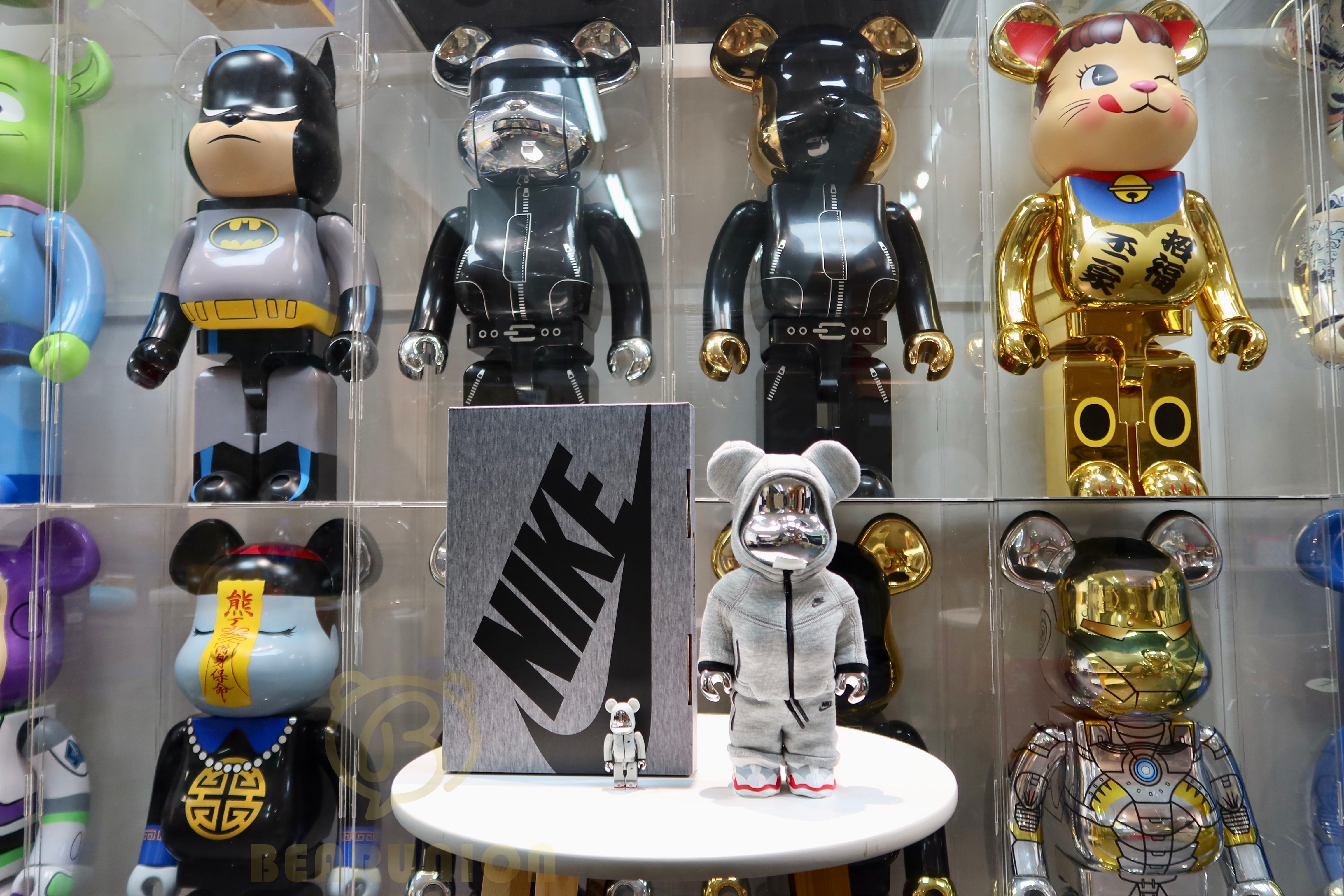 🎏預訂🎏Bearbrick 400% 100% NIKE TECH FLEECE N98