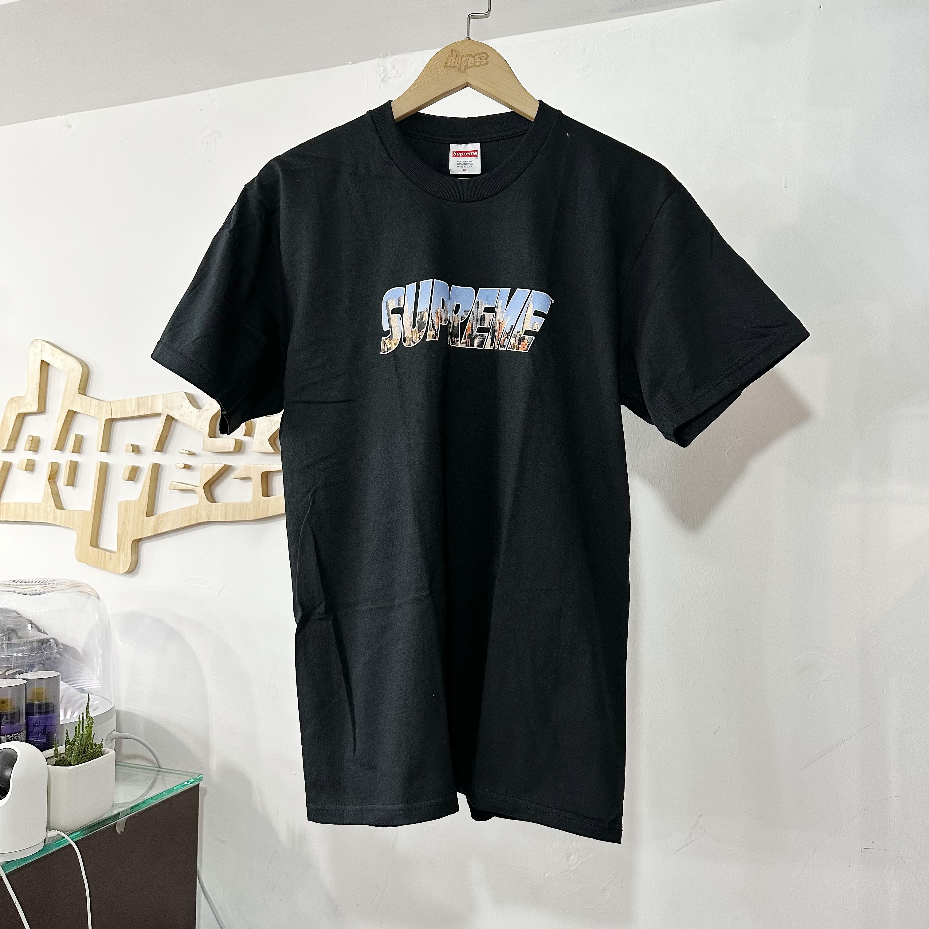 Supreme FW23 GOTHAM TEE Black