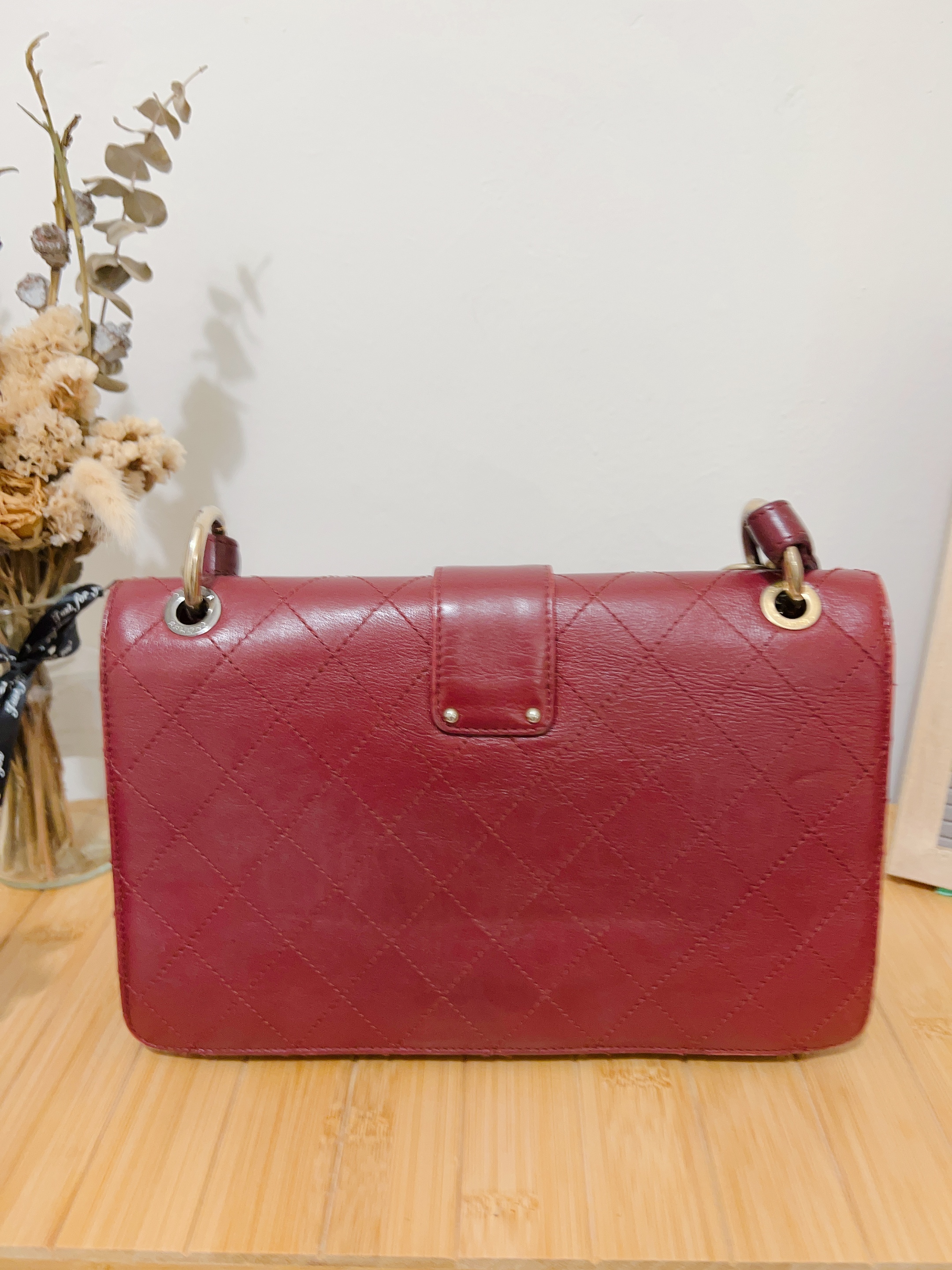 Chanel chain bag (burgundy)