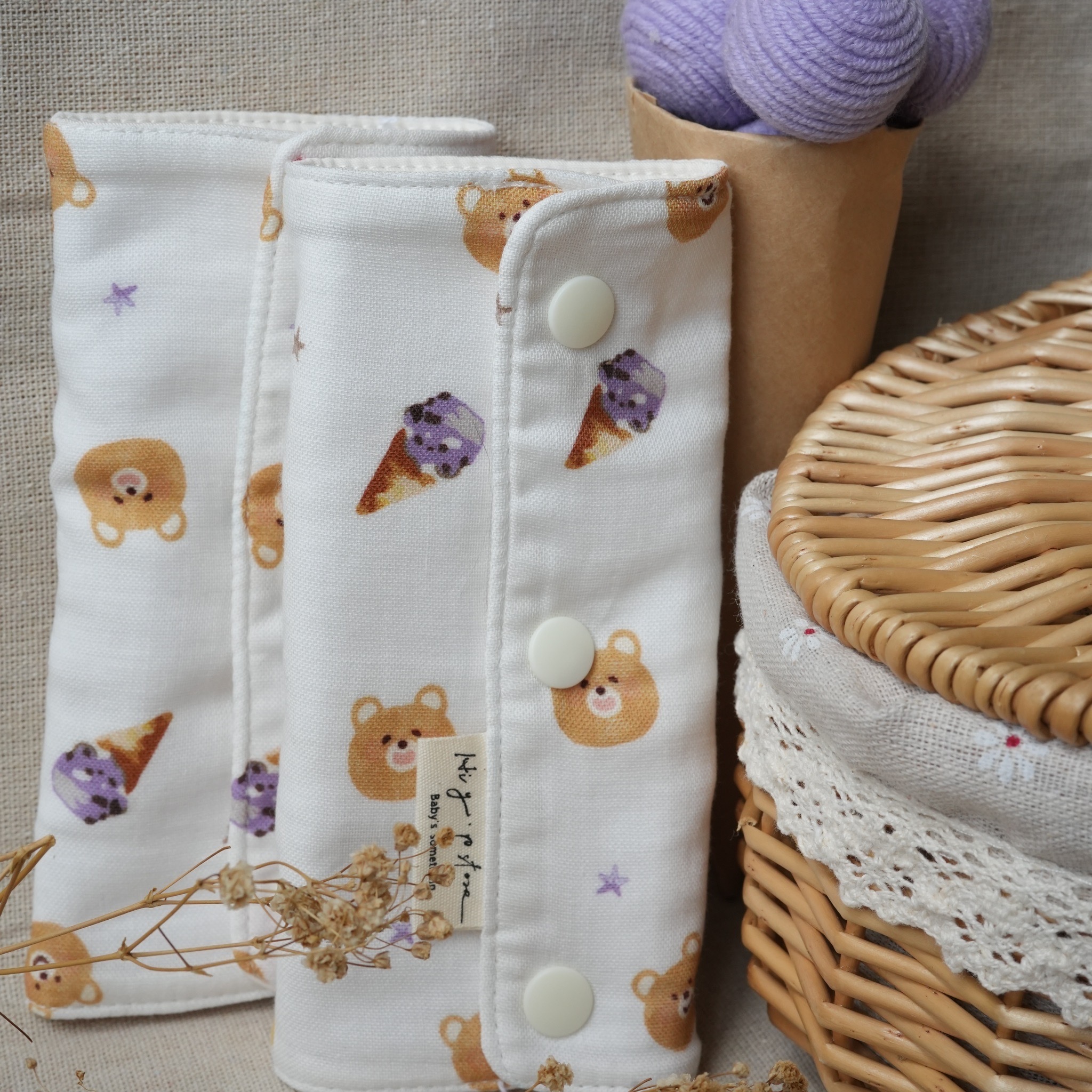 Hi Y.P store-揹巾口水套-獨家設計款-冰淇淋小熊