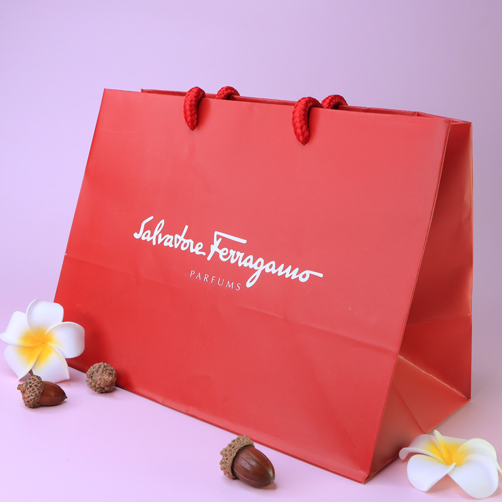 Salvatore Ferragamo 菲拉格慕 精美紅色紙袋 - BA0024