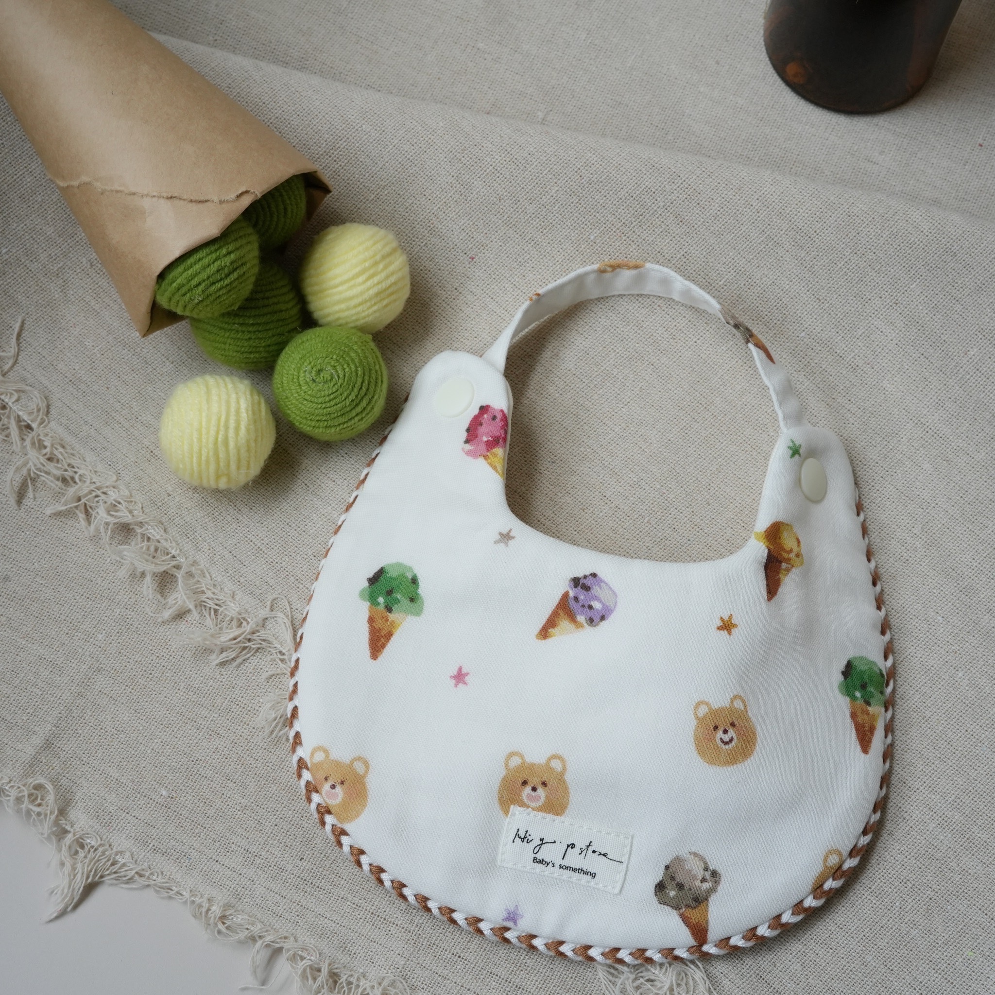 Hi Y.P store-手作圍兜-獨家設計款-冰淇淋小熊