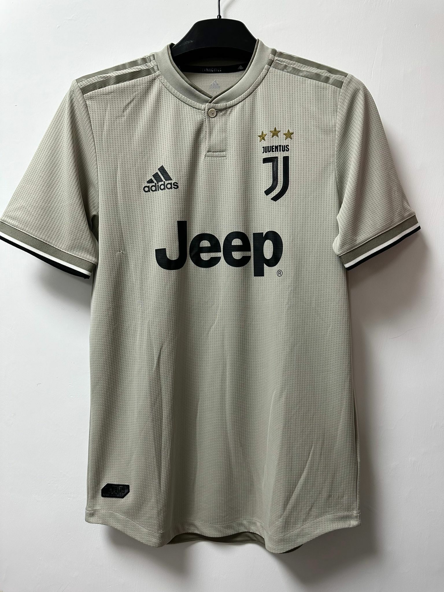 [已使用] 2018 / 2019 祖雲達斯 作客球員版