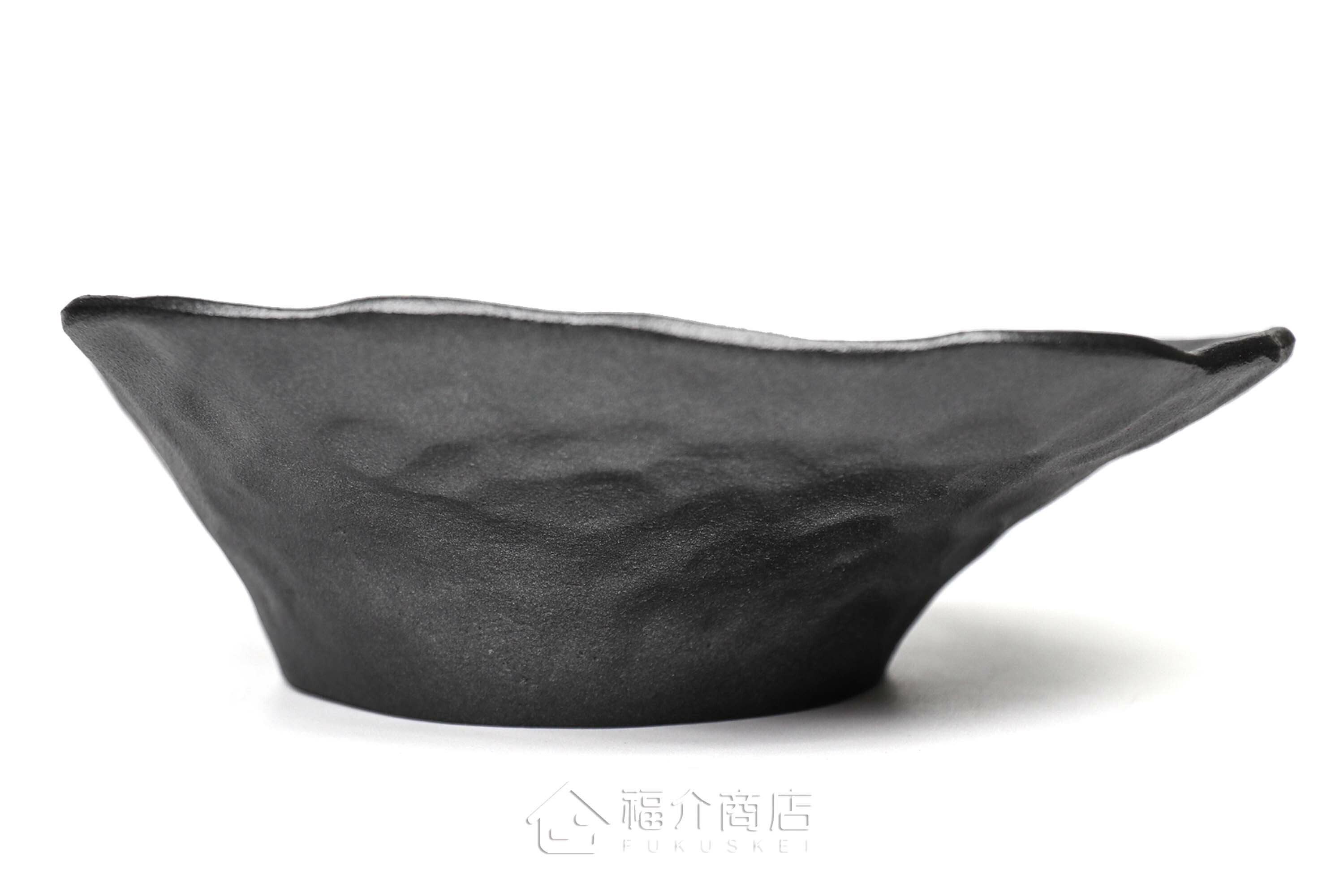 蓮花造型的鋁製水盤花器