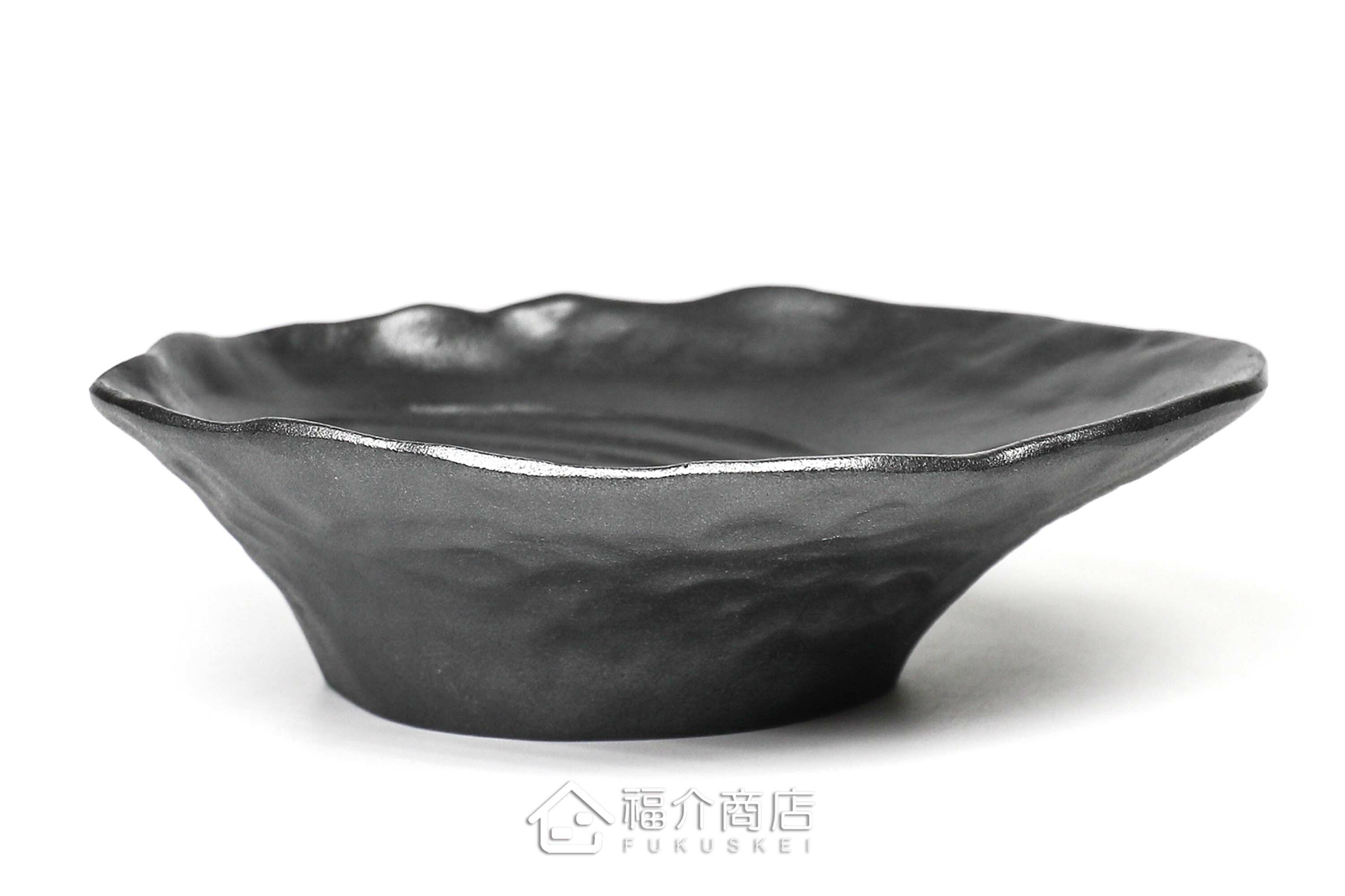 蓮花造型的鋁製水盤花器