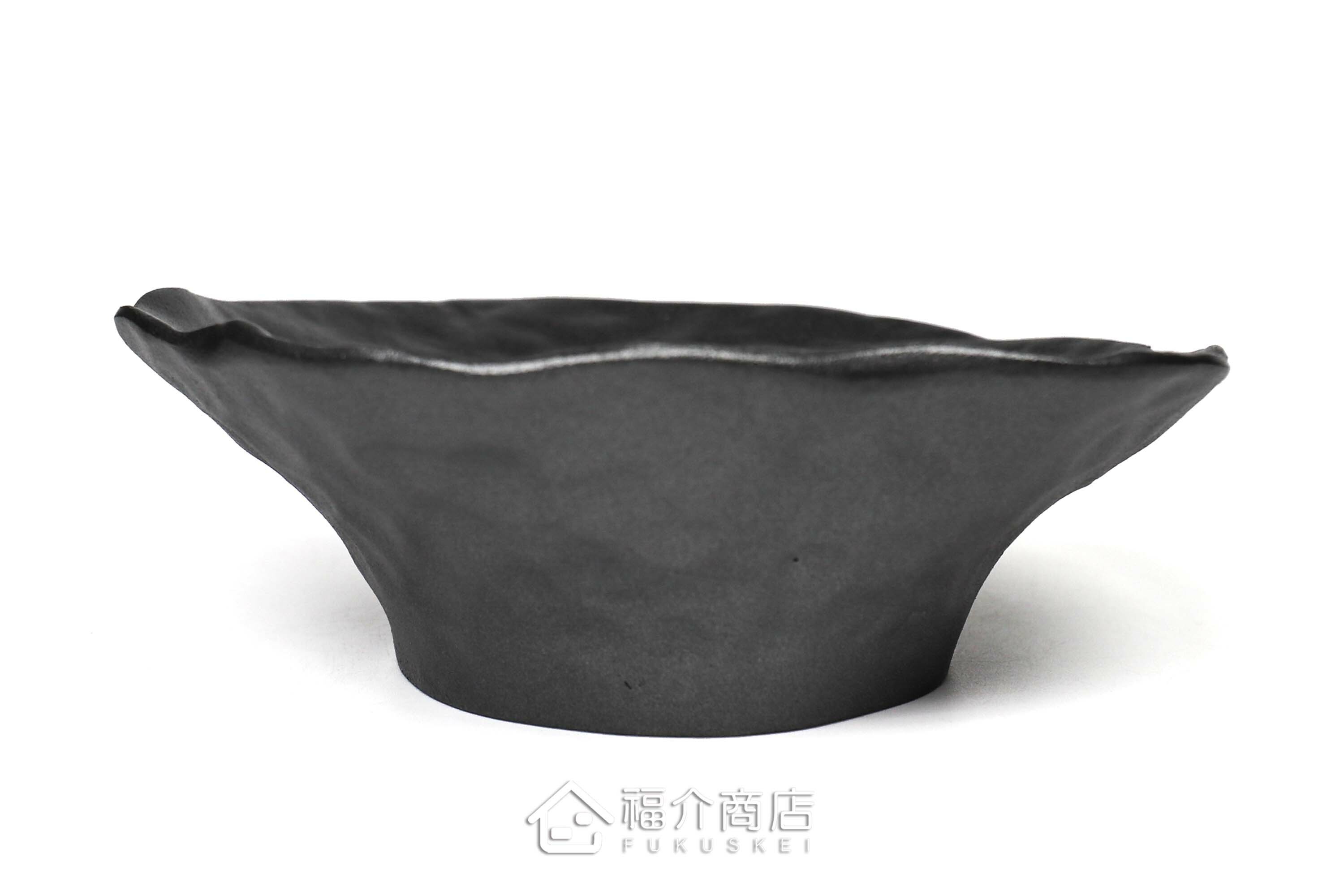 蓮花造型的鋁製水盤花器