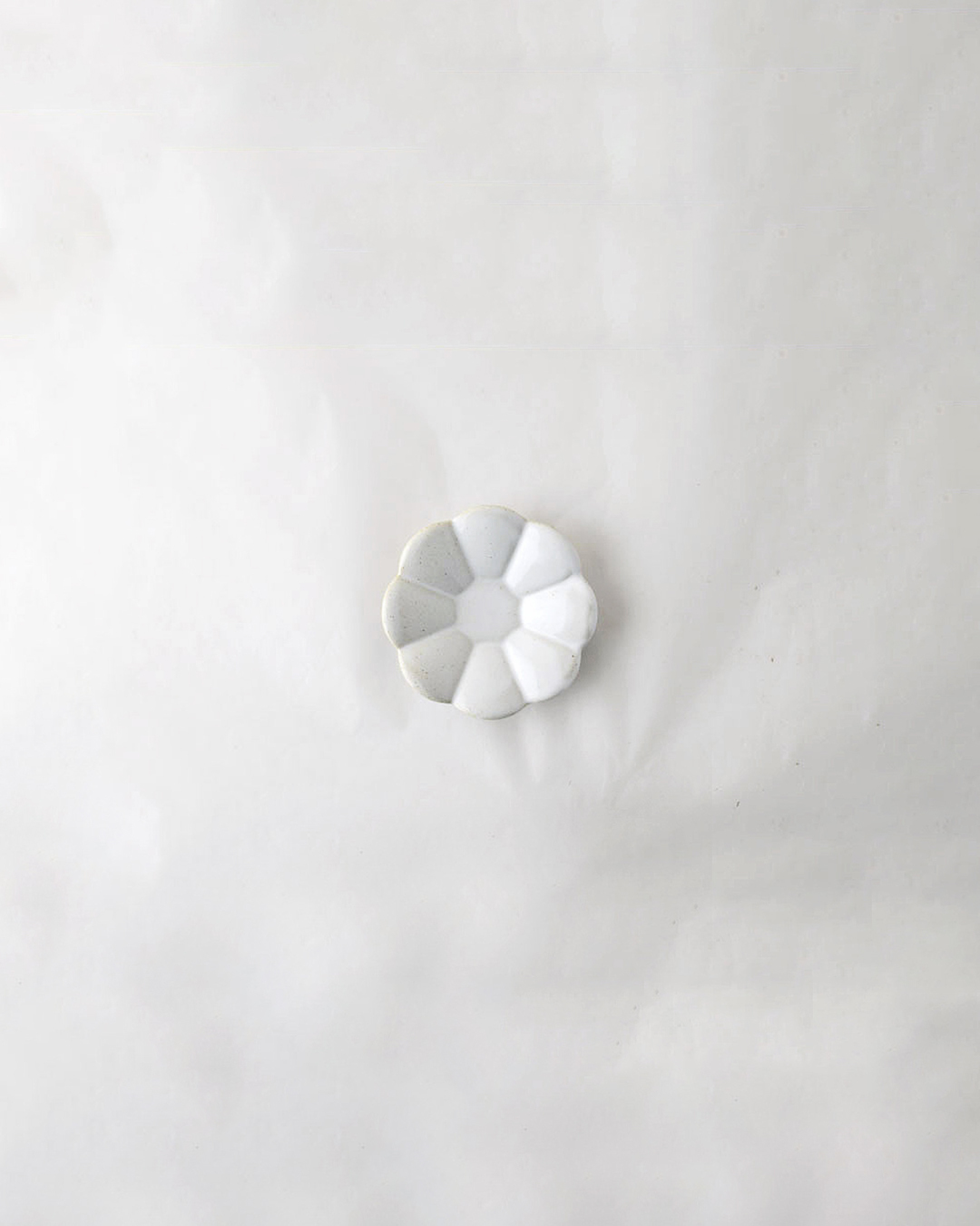 Huit  Sauce plate white｜Studio m'