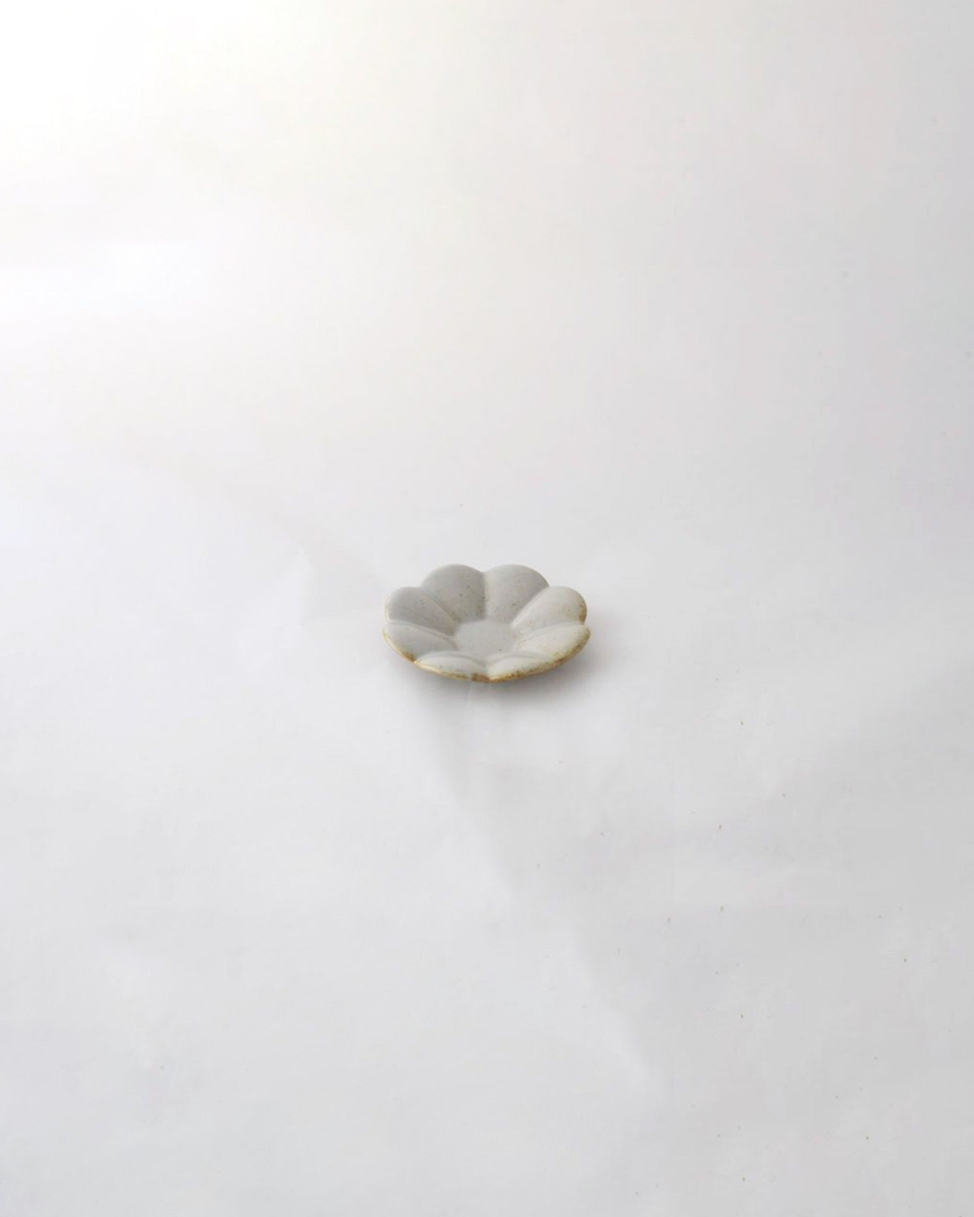 Huit Sauce plate gray｜Studio m'