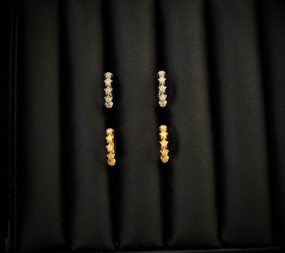 18K白金/黃金星星鑽石耳環