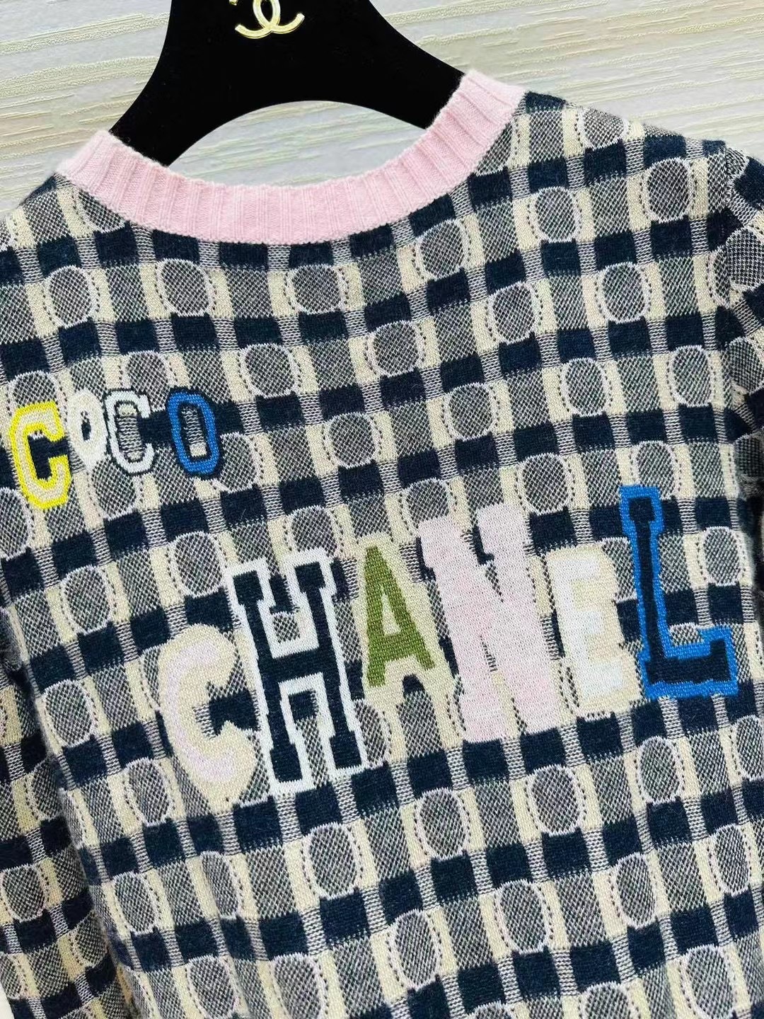 細部まで可愛いデザイン♡】CHANEL プルオーバー (CHANEL/ニット