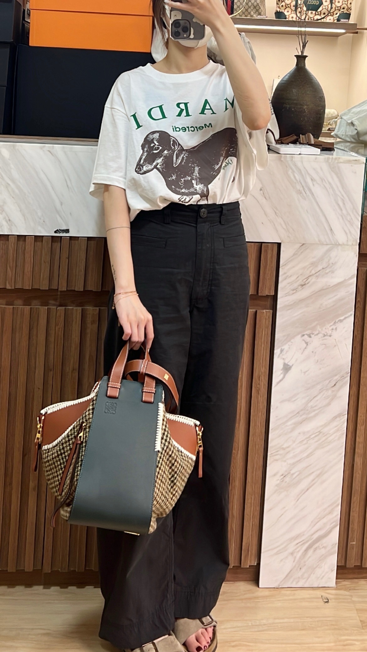 送料関税込◇LOEWE Hammock Medium バッグ original.JPG?1695034548