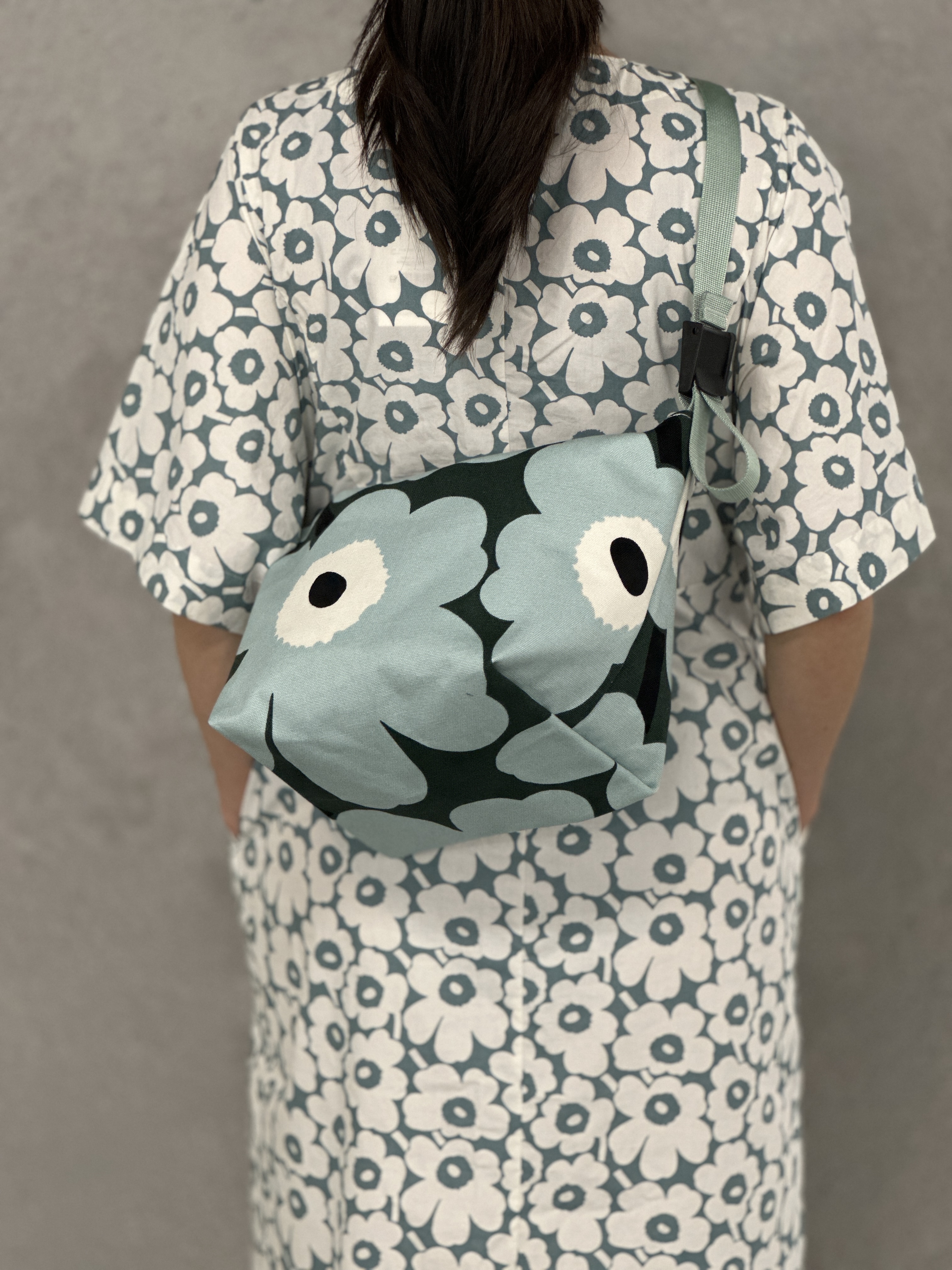 Em’s essential shoulder bag | marimekko canvas fabric | 薄何綠色