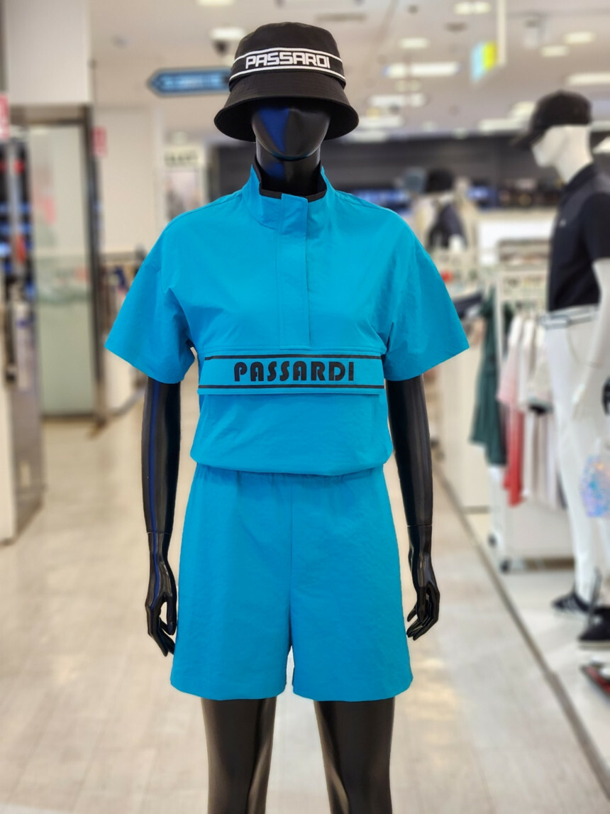 女 303M 韓國Passardi 高球品牌正品折扣/春夏新款 時尚印花字母連身休閒短褲/高爾夫球褲 多巴胺穿搭