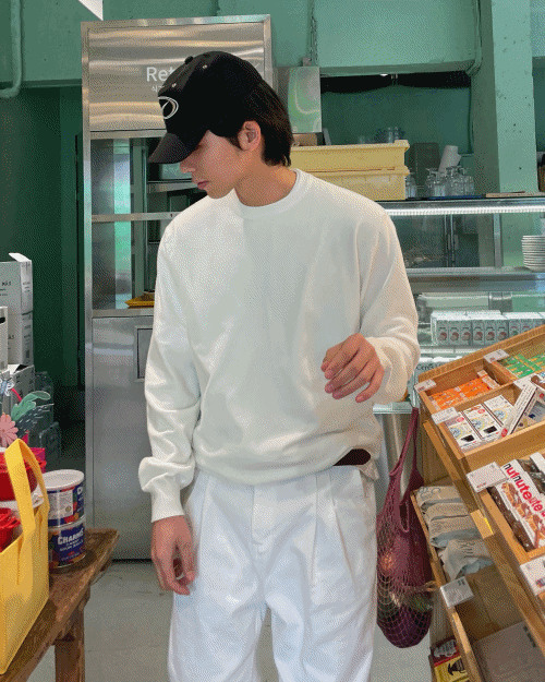 基本款圓領柔軟針織上衣