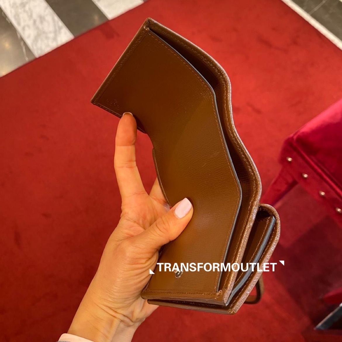 Gucci Wallet-經典GG印花短款三折銀包 - Beige