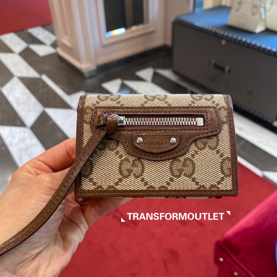 Gucci Wallet-經典GG印花短款三折銀包 - Beige