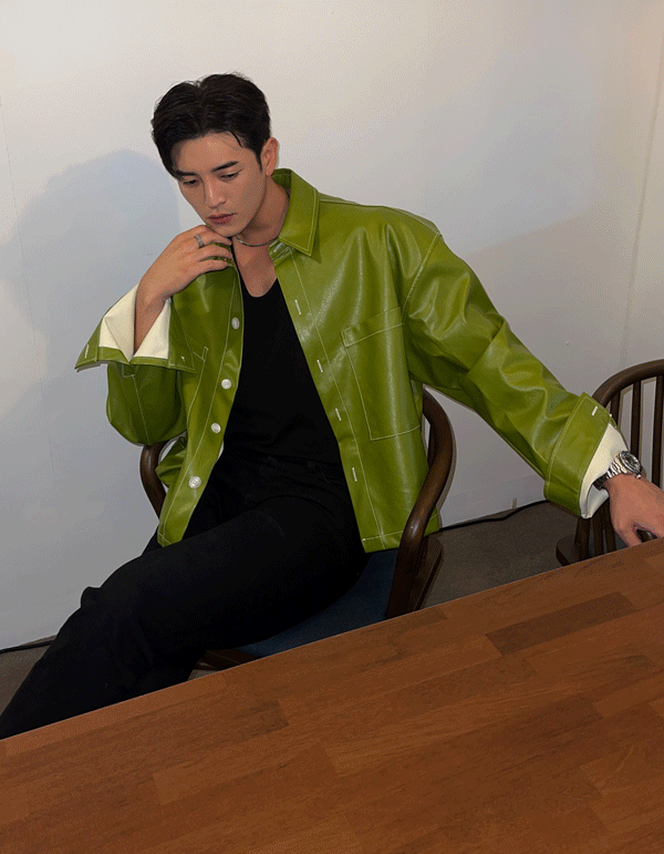 縫線短款皮革襯衫夾克