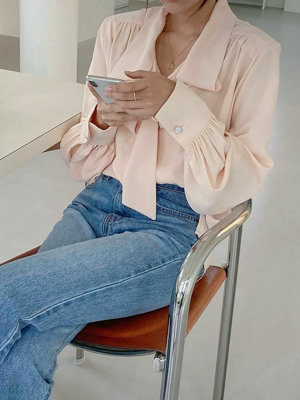 TOP#14159🤎卜卜蝴蝶結上衣