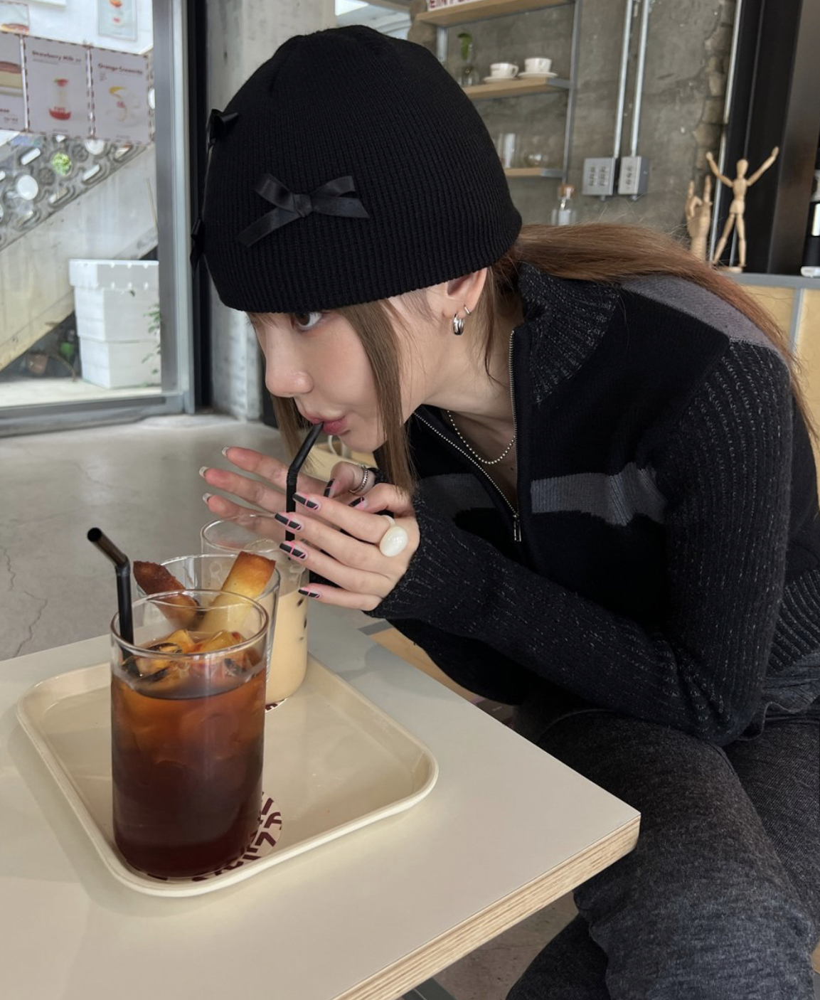 KR JENNIE RIBBON BEANIE (2 COLORS)