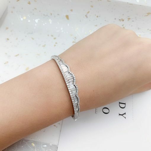 18K White Gold Princess Crown Diamond Bangle