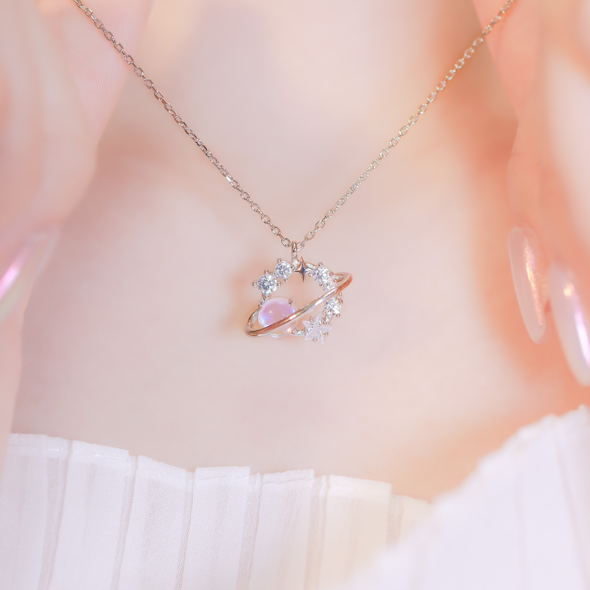 | 925純銀・厚鍍白金 | 秘藍星球項鍊 | NE0940 |