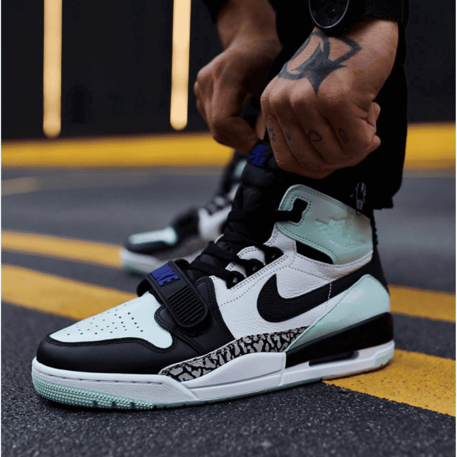 NIKE AIR JORDAN LEGACY 312 "IGLOO"