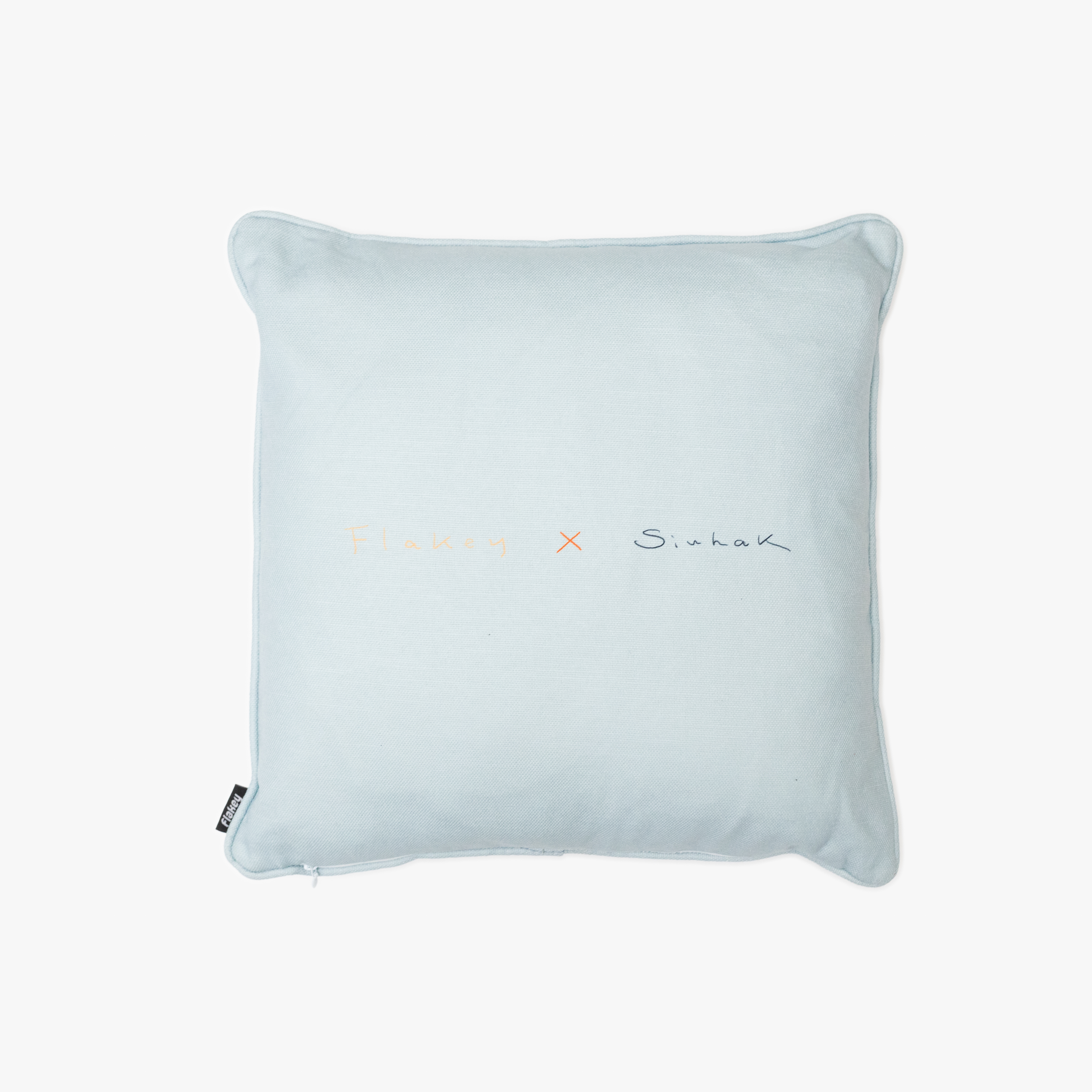 藍色聾貓搭飛機「咕𠱸軟綿綿邊有上下弦」用一陣咕𠱸