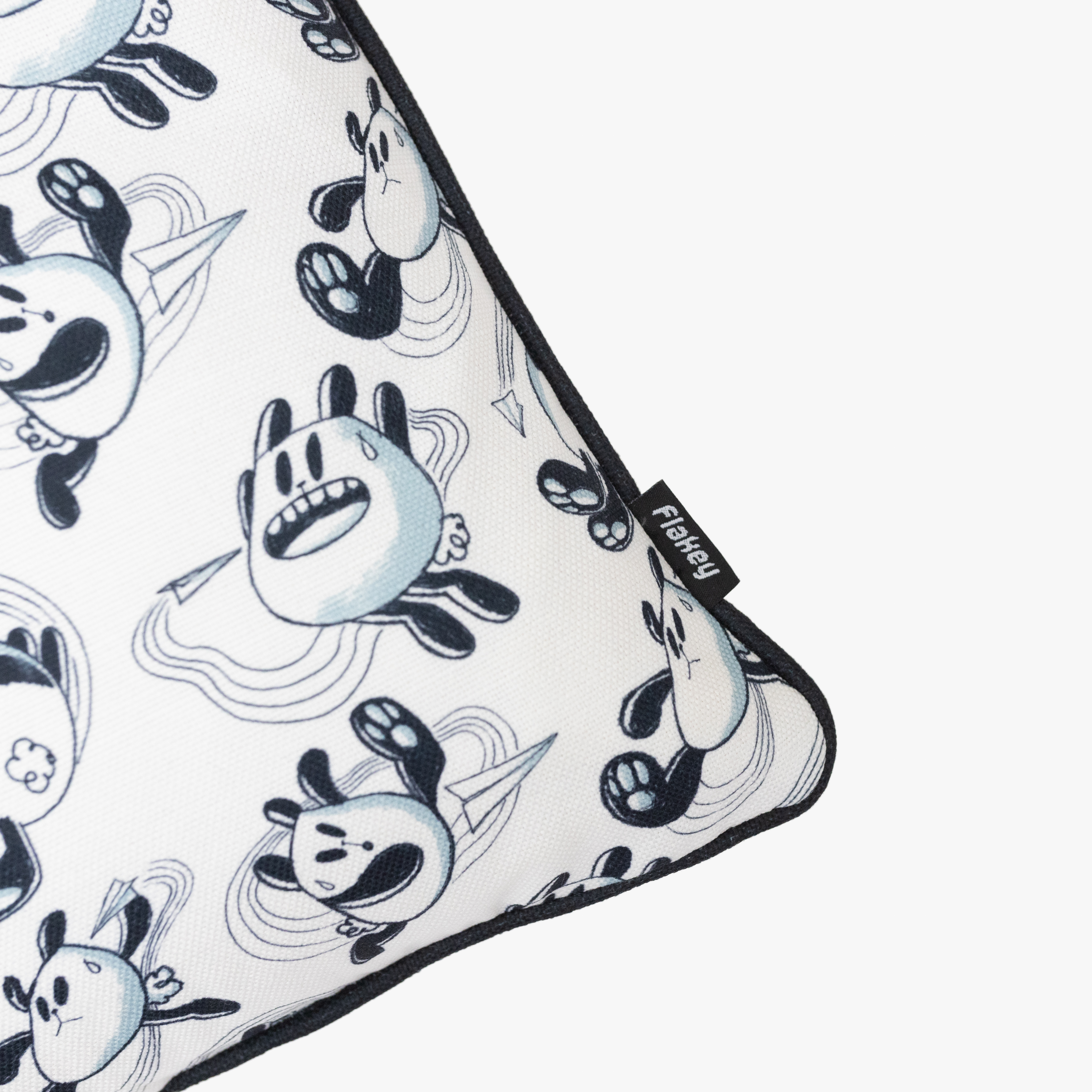 白色肥嘢放飛機Monogram「咕𠱸軟綿綿邊有上下弦」用一陣咕𠱸