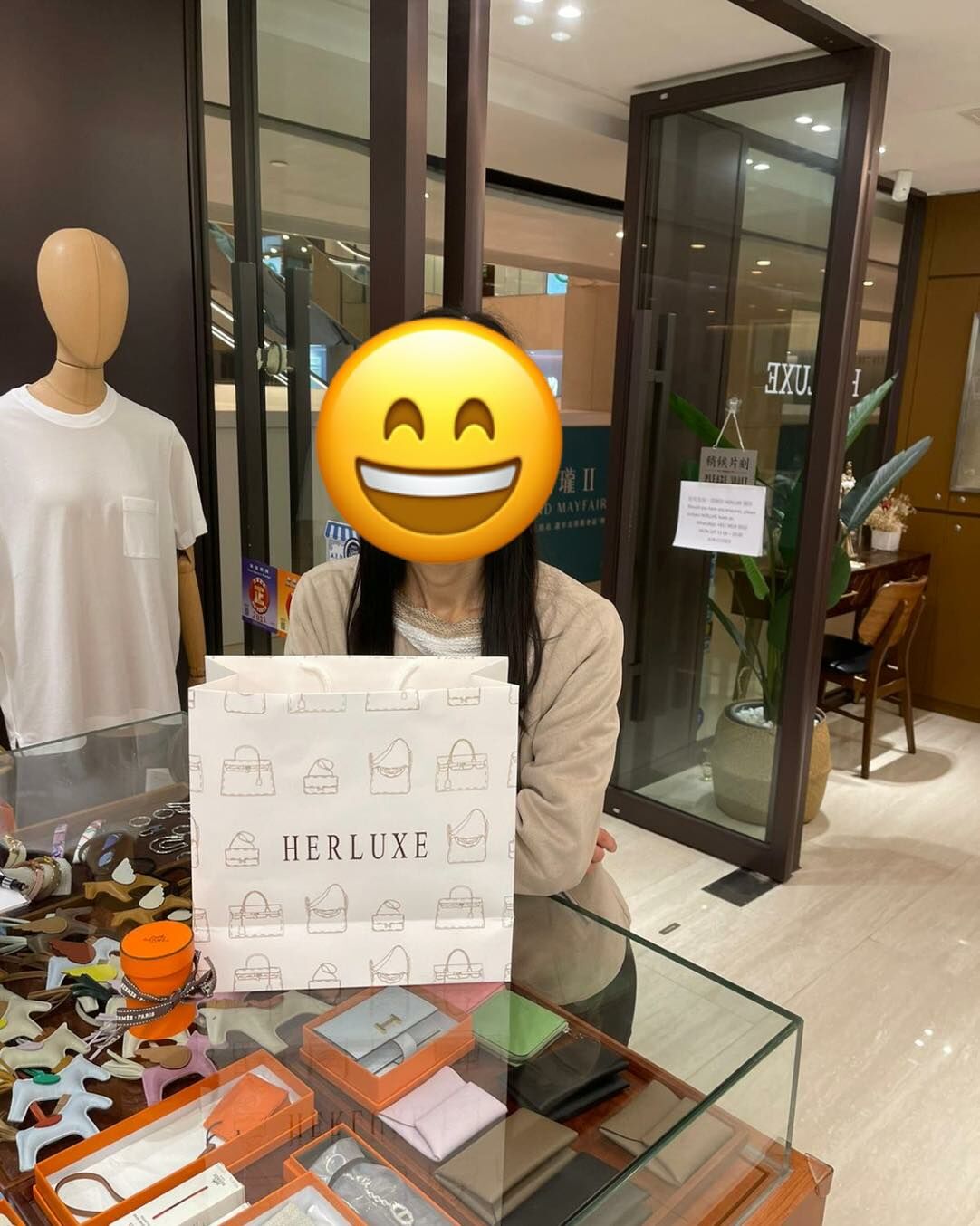 爽快靚靚之前幫襯我哋買咗個袋🥳 今日再嚟復購🛍️ 靚靚見到實物非常開心滿意🥰 多謝你嘅支持與認可🫶