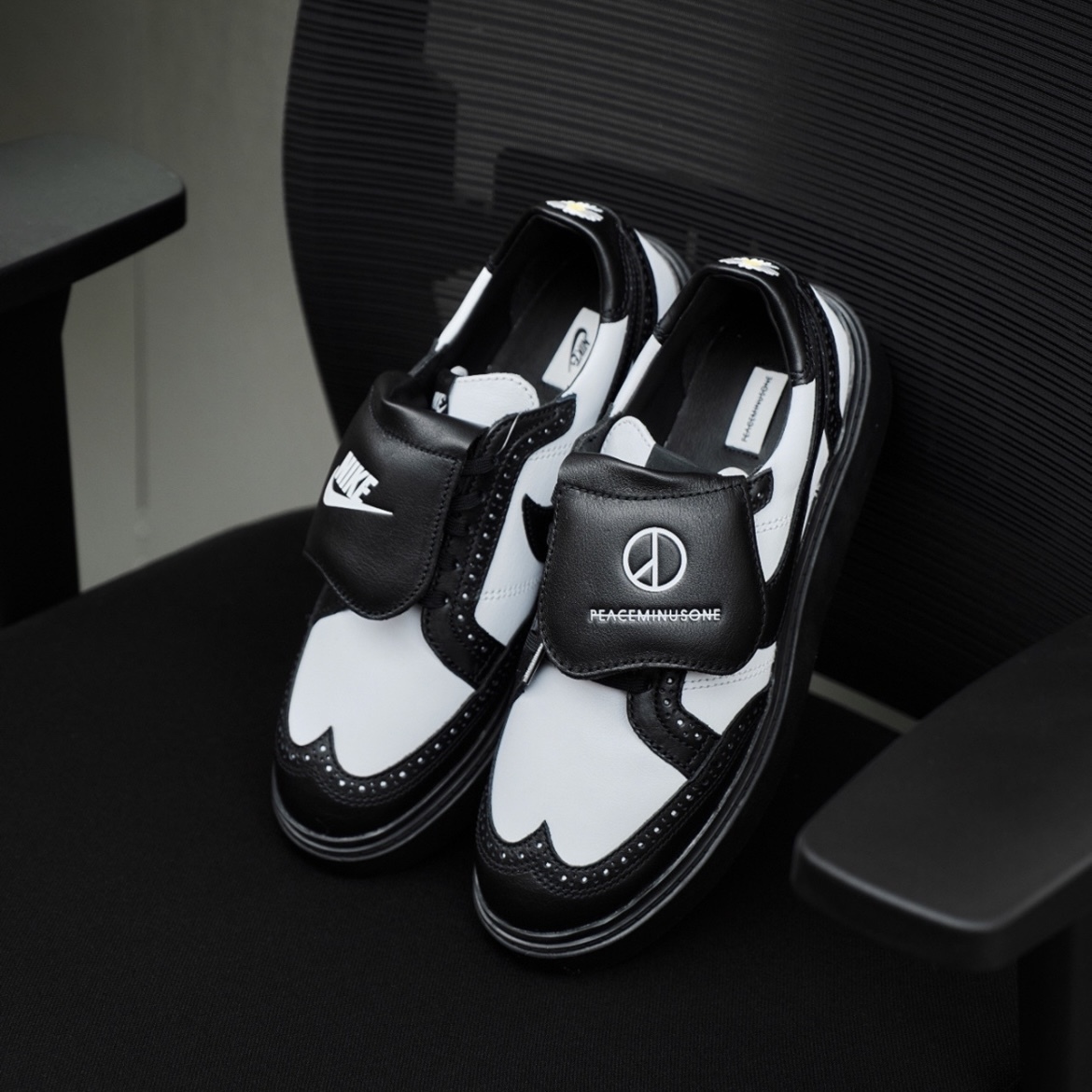 <歡慶GD來台灣限時降價>Nike x Peaceminusone Kwondo 1 GD 權志龍 雛菊 牛津鞋 黑白