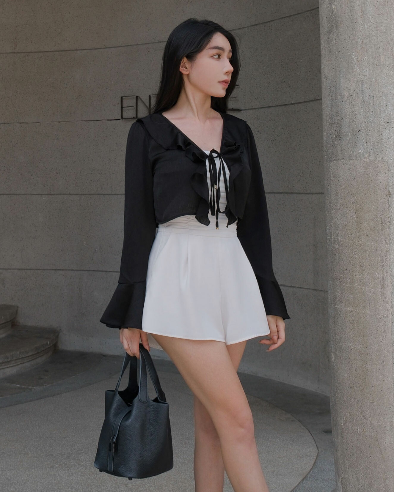 訂製-甜美法式喇叭袖荷葉罩衫