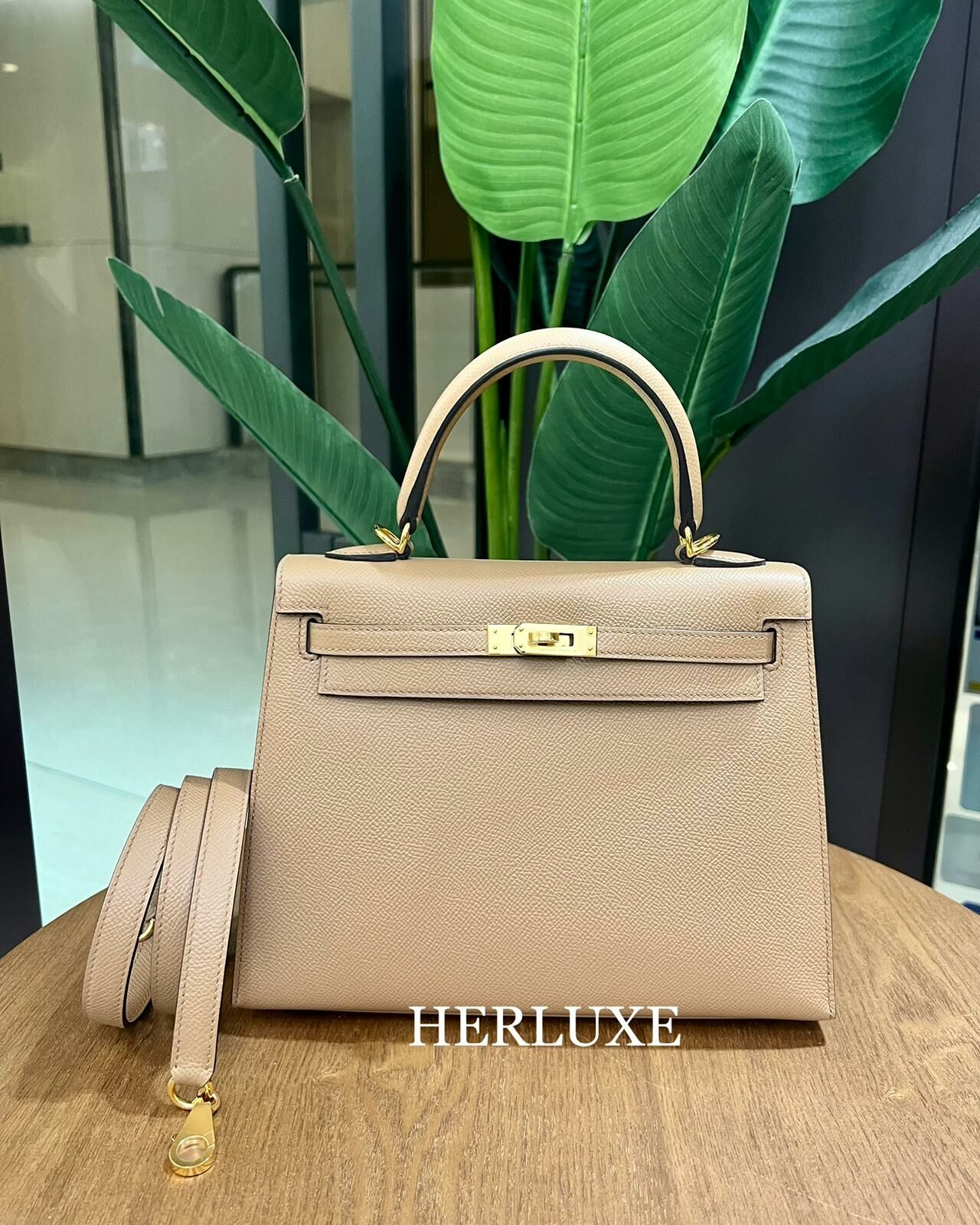 Kelly 25 0M chai cc epsom W