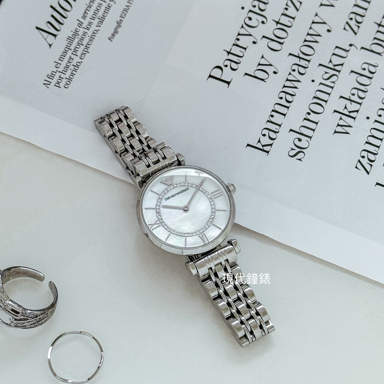 【EMPORIO ARMANI】典雅晶鑽時尚腕錶-銀色 AR1908 32mm 現代鐘錶