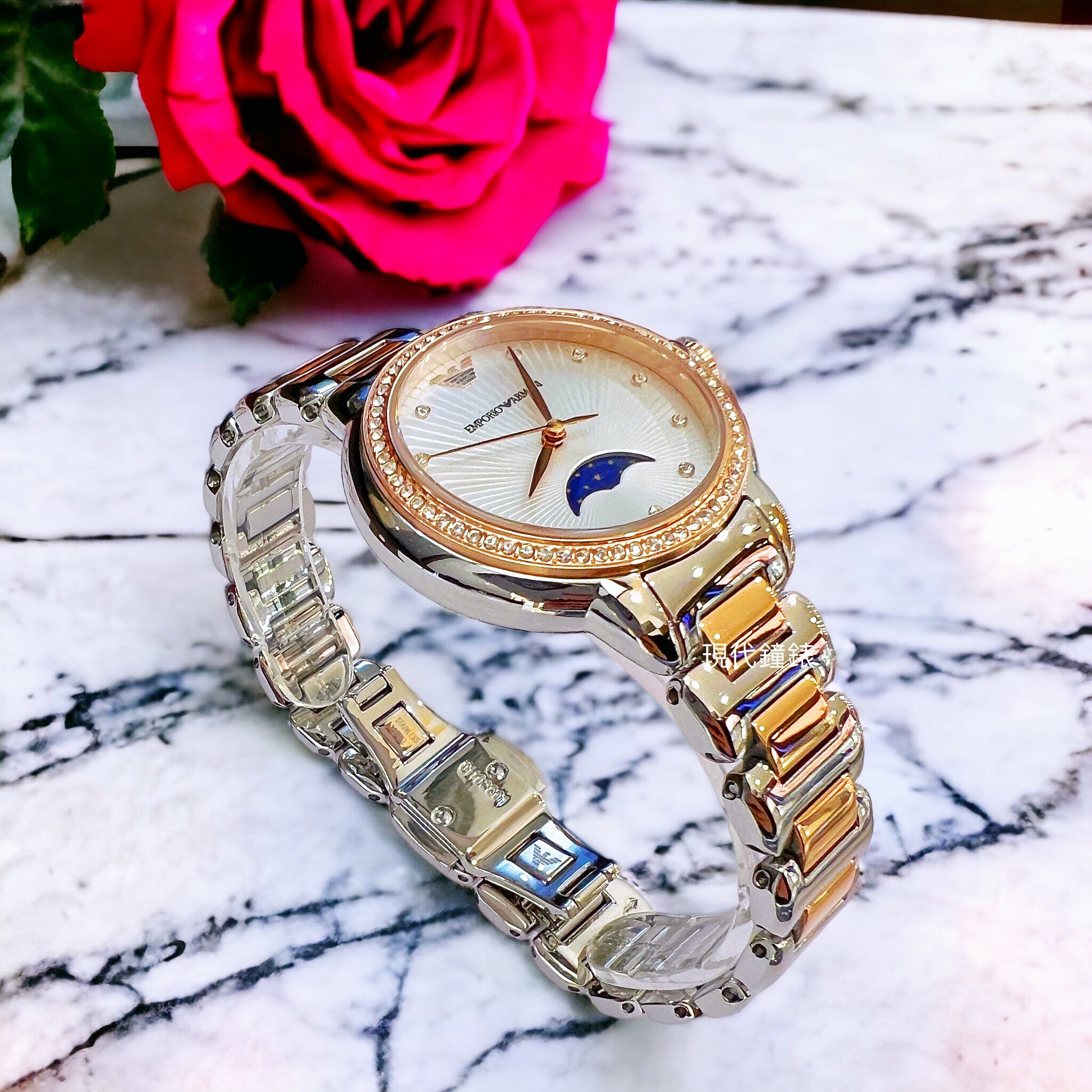 【EMPORIO ARMANI】Mia 波紋環鑚月相女錶 AR11567 32mm 現代鐘錶