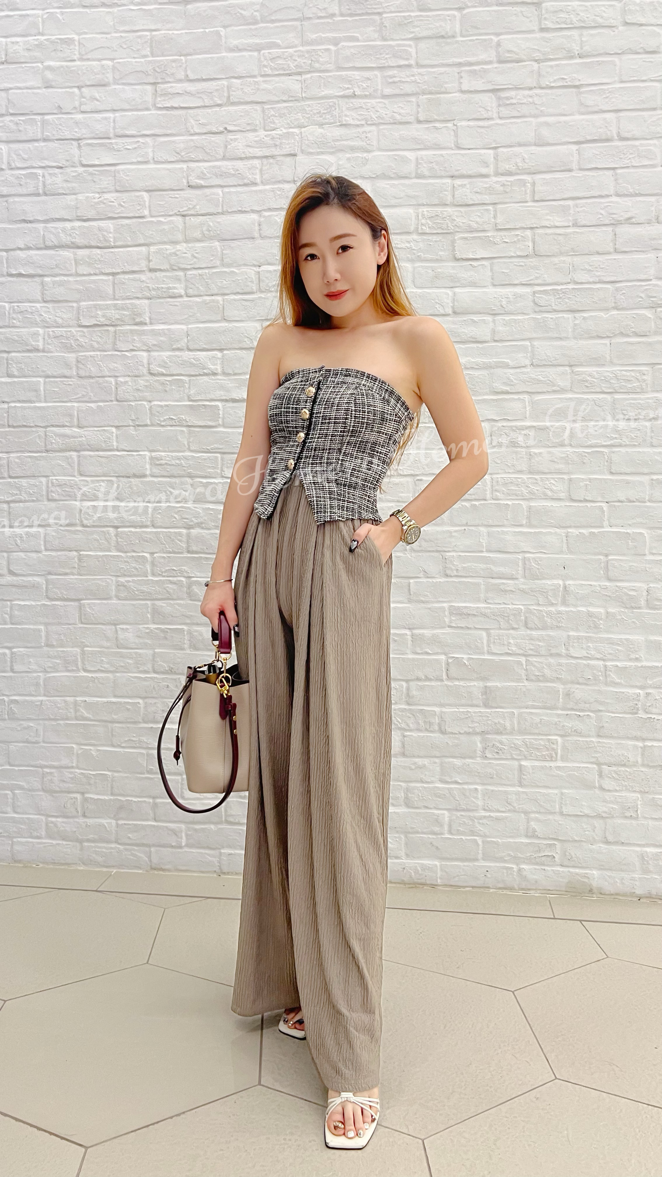 TP23S0943 一字膊小香風短版金鈕上身