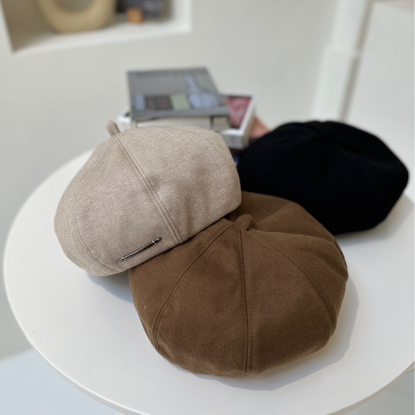 鐵標人字紋畫家帽/三色