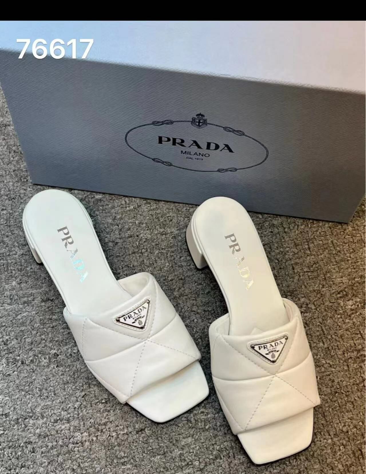 Prada 白色半跟拖鞋 -M