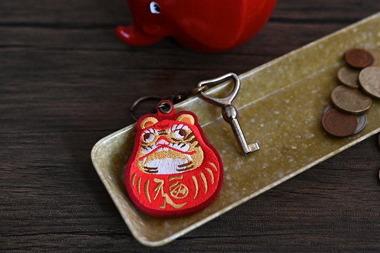 角斯角斯 台灣福守物 虎達摩鑰匙圈