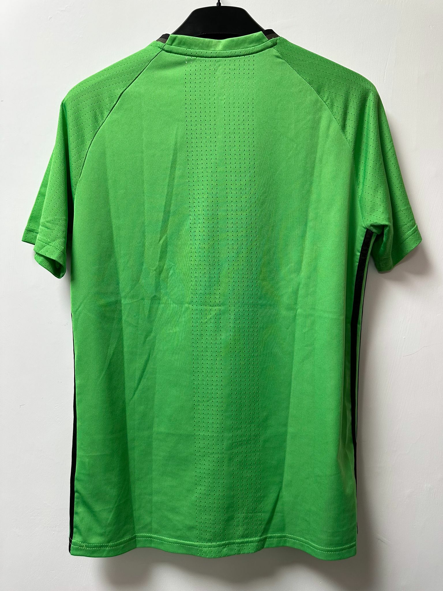 [已使用] 2016 日本練習球衣