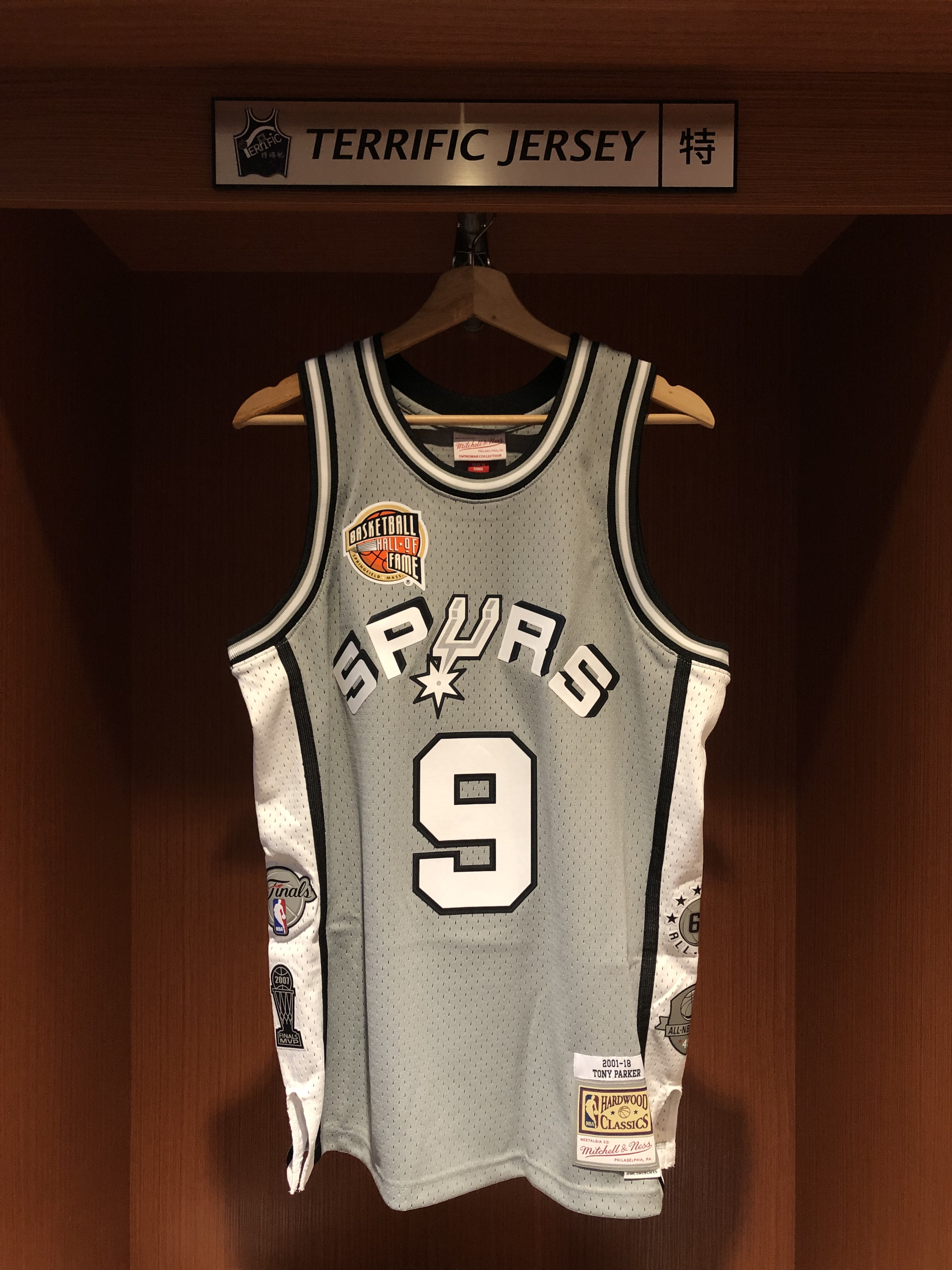 NBA球衣 Tony Parker 聖安東尼奧馬刺 名人堂 01-18灰 M&N Swingman G2 球迷版 熱轉印 全新