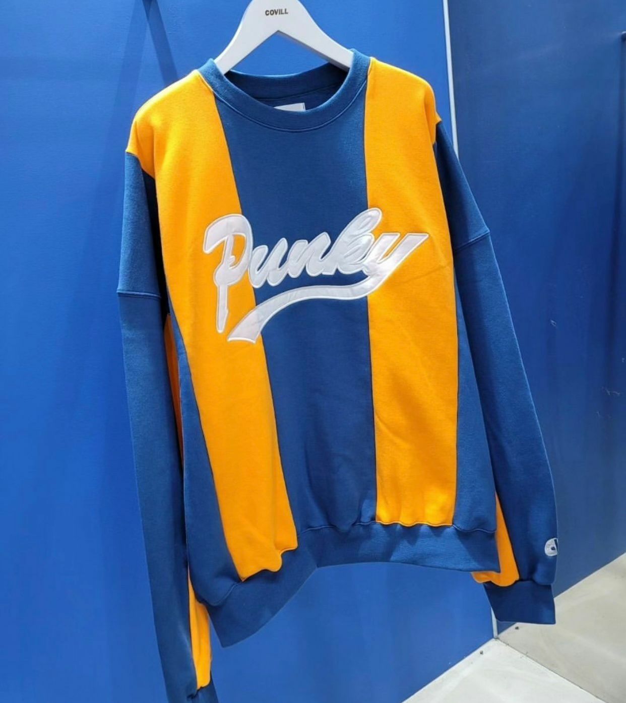 OverSize拼色英文字衛衣 Covill-021T