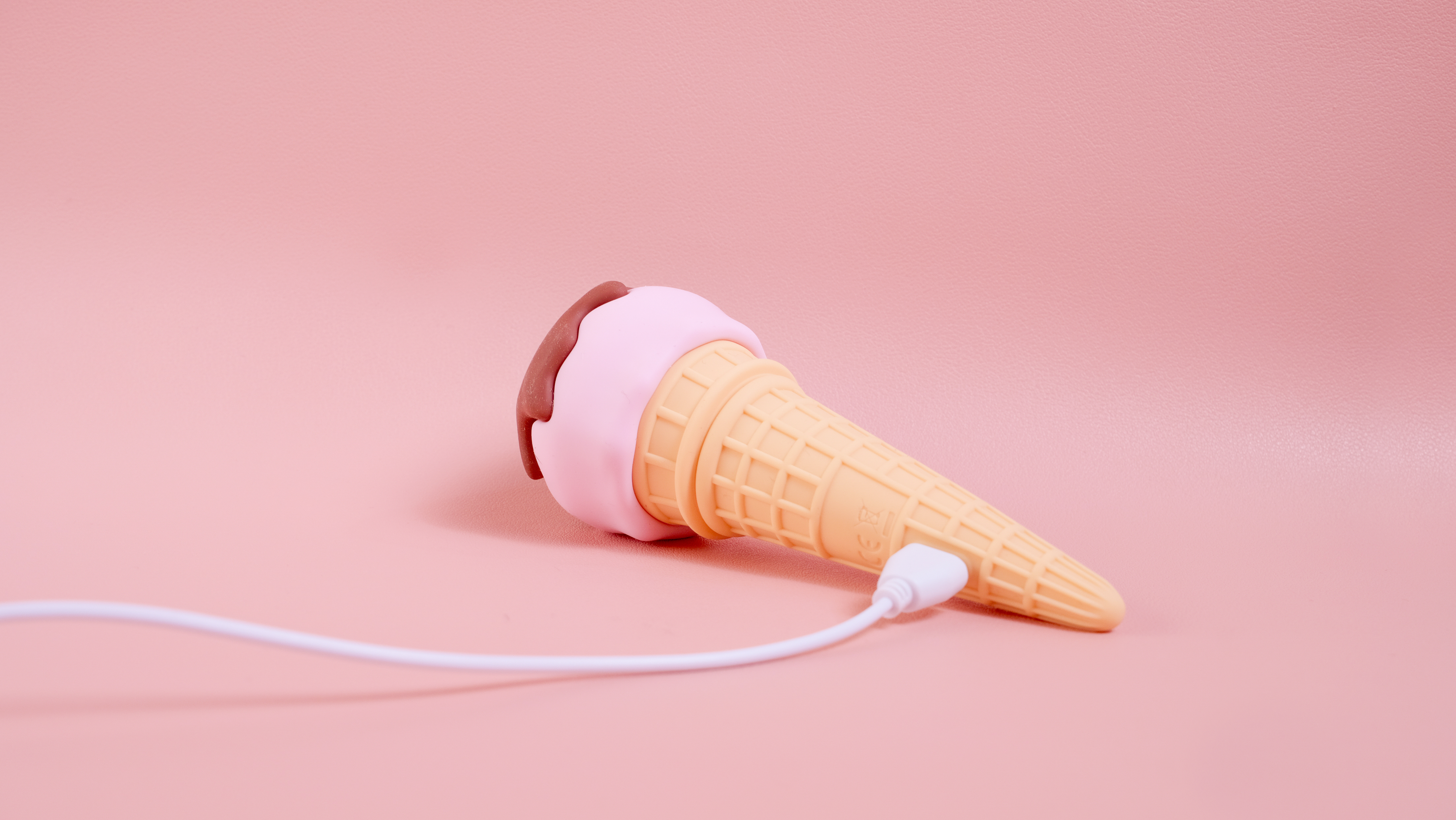 草莓可可甜筒按摩棒