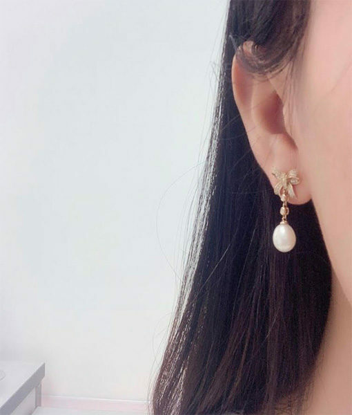 14K Yellow Gold Pearl Bow Diamond Earrings