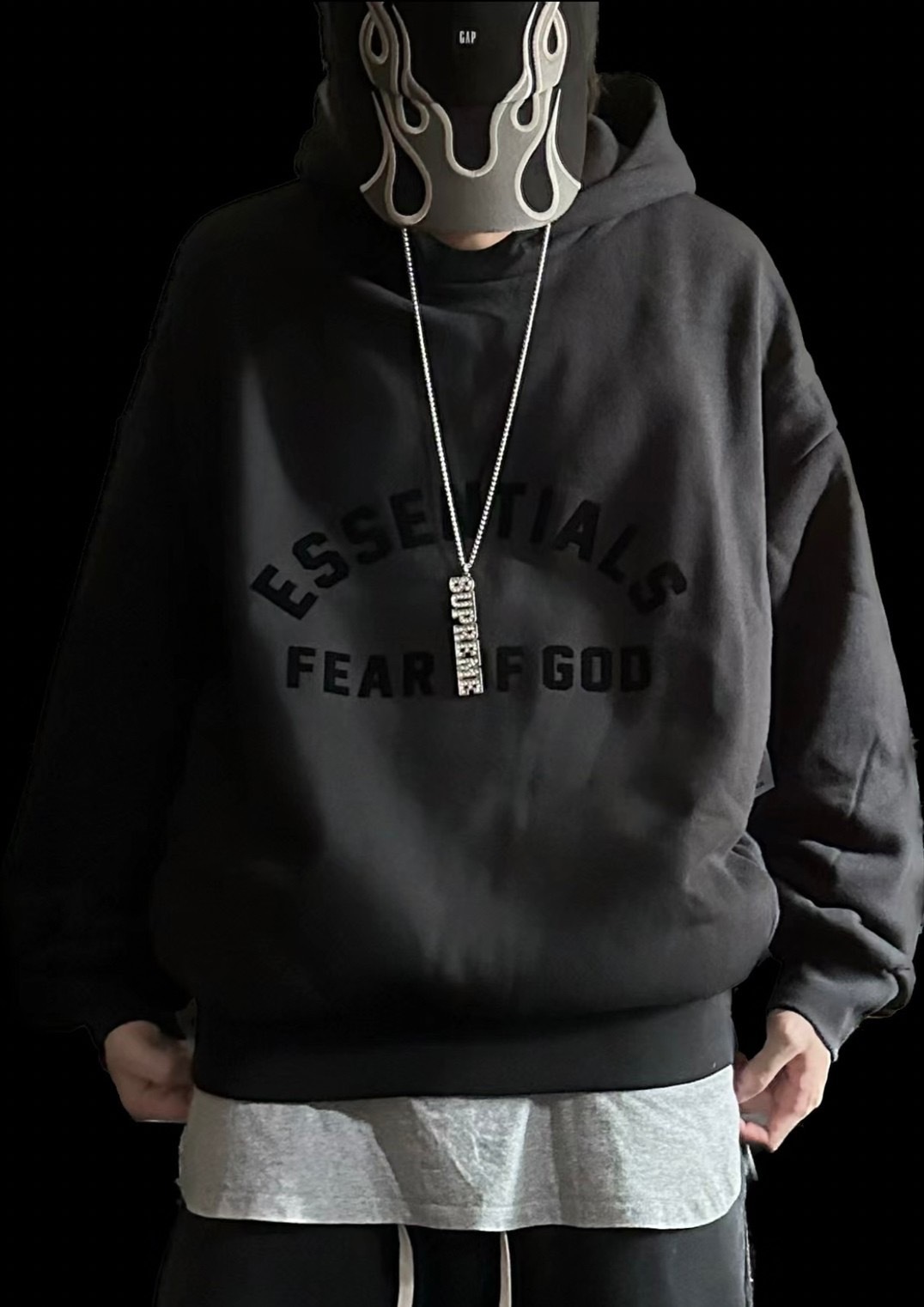 FOG ESSENTIALS 質感黑系列 高領 膠印字體LOGO 帽T