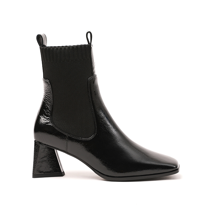 Squared Toe Chelsea Boots