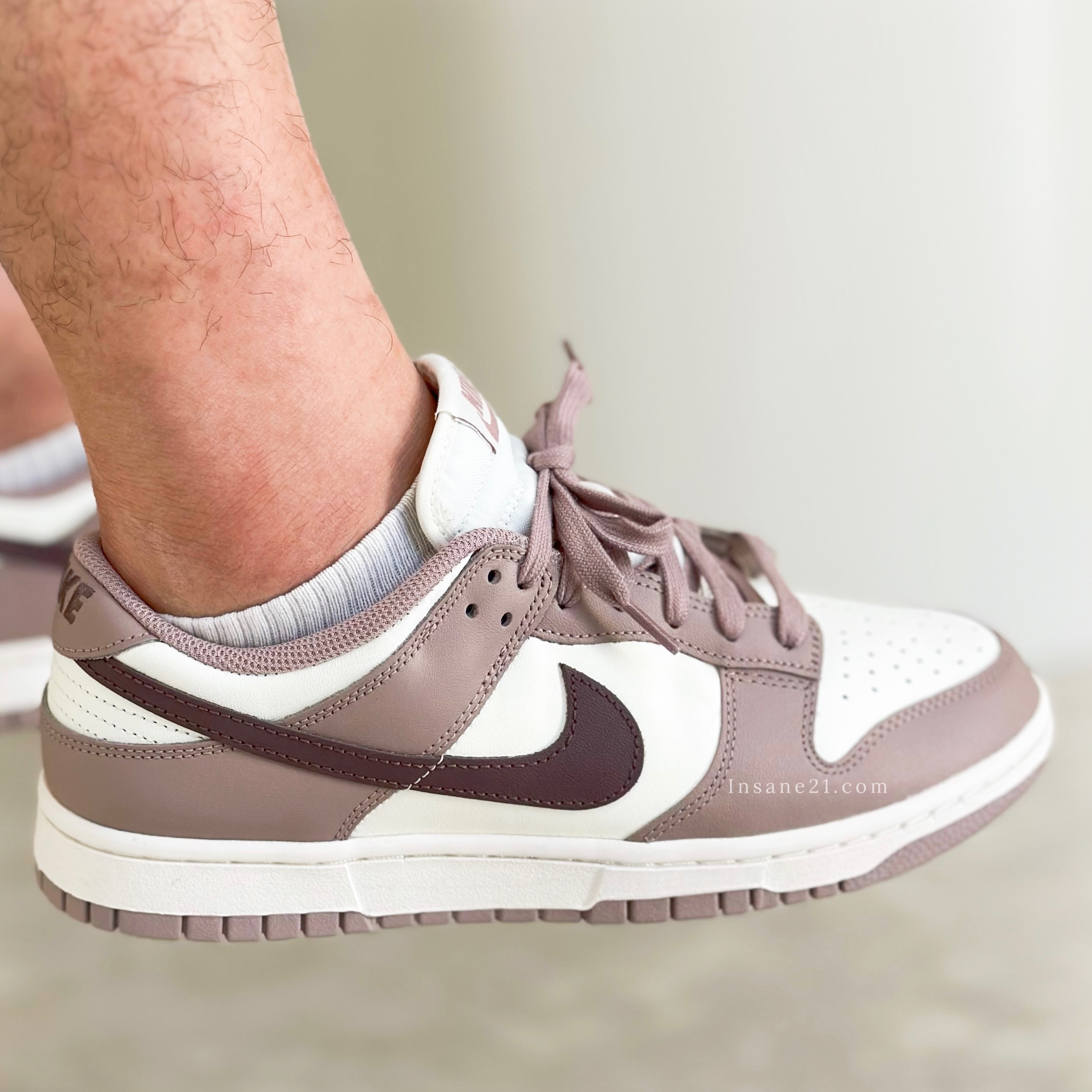 NIKE DUNK LOW 